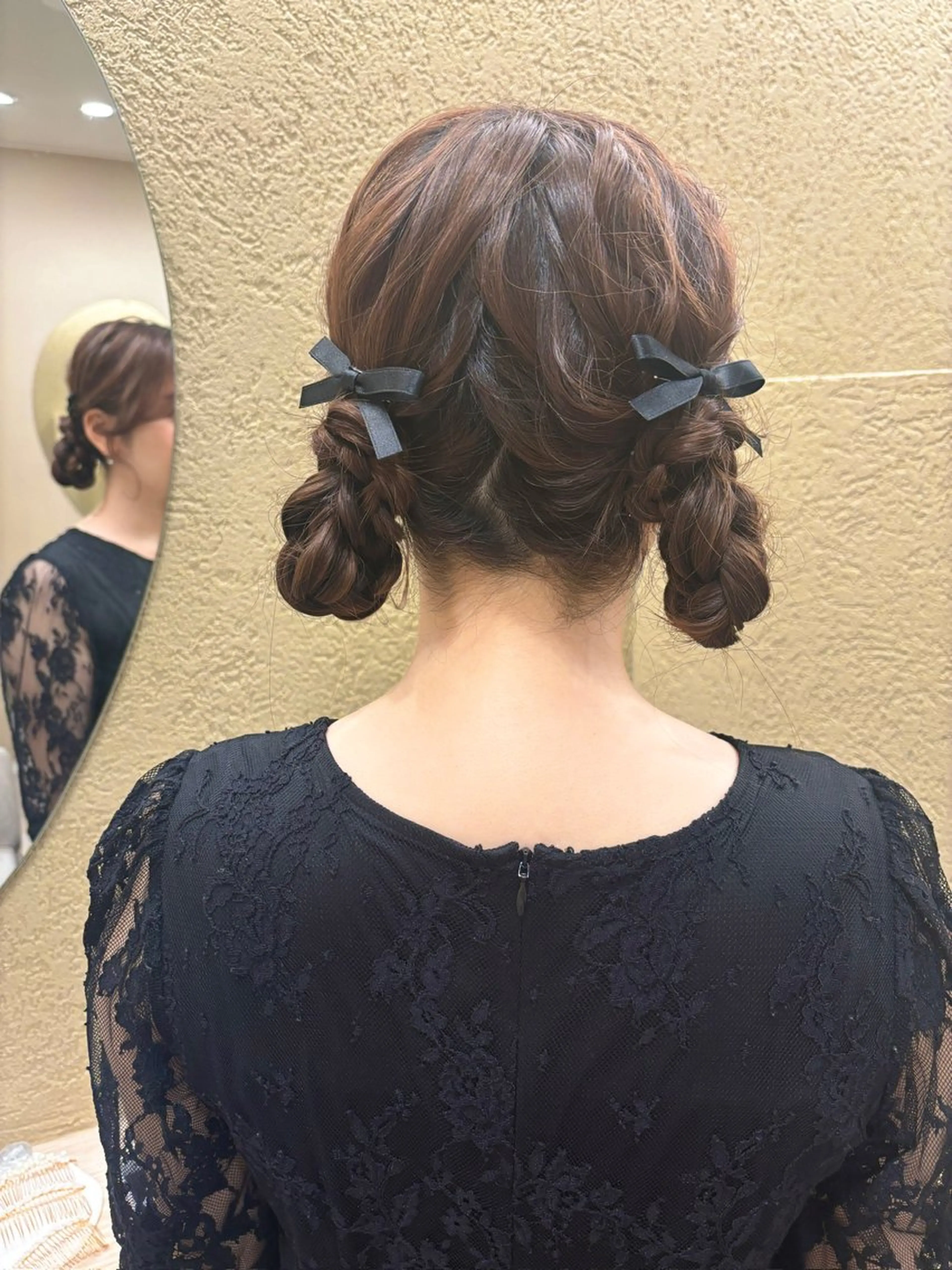 セミロング ヘアアレンジ お団子ヘア え りのヘアスタイル