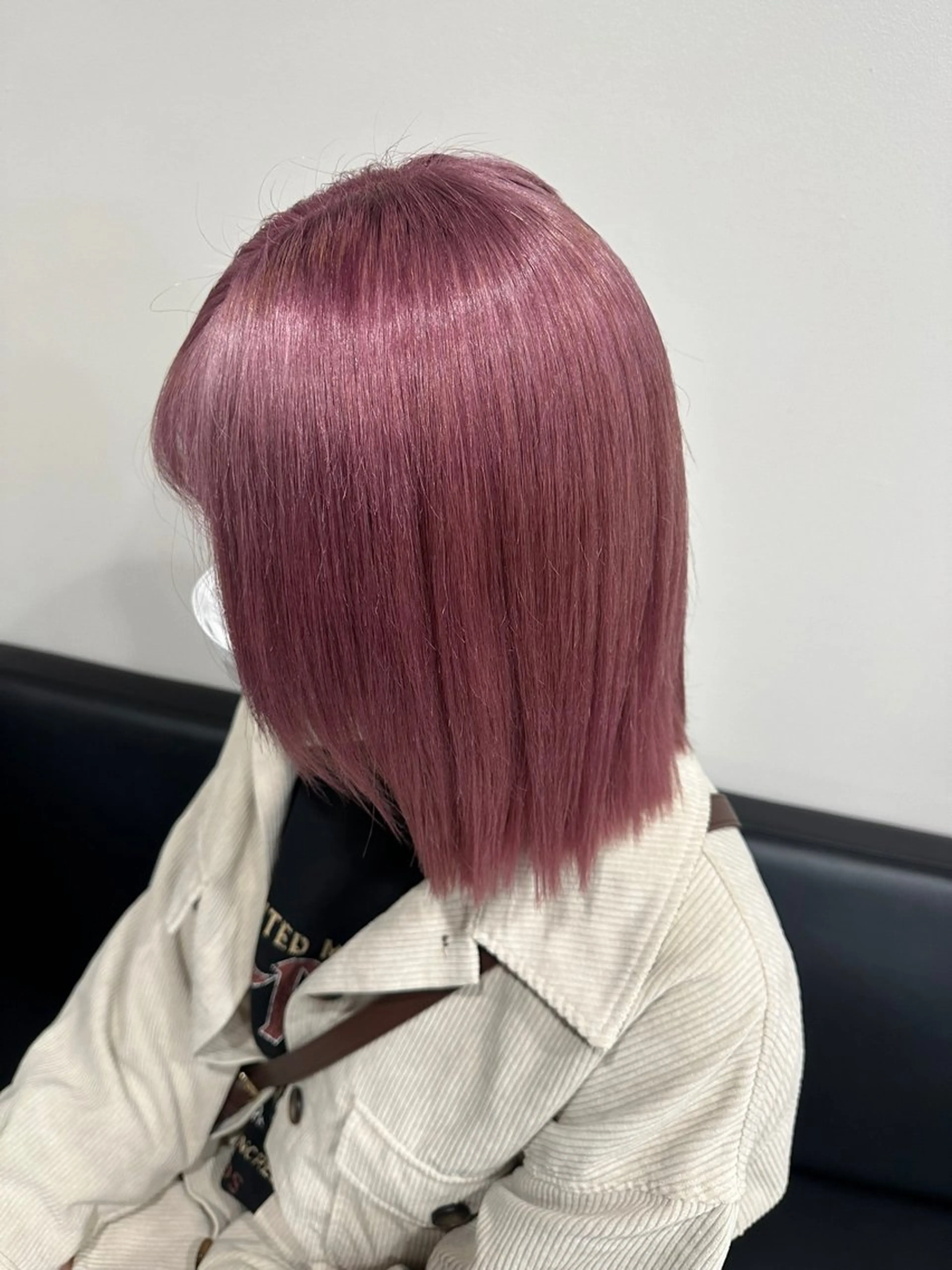 ミディアム カラー 齋藤 みずきのヘアスタイル