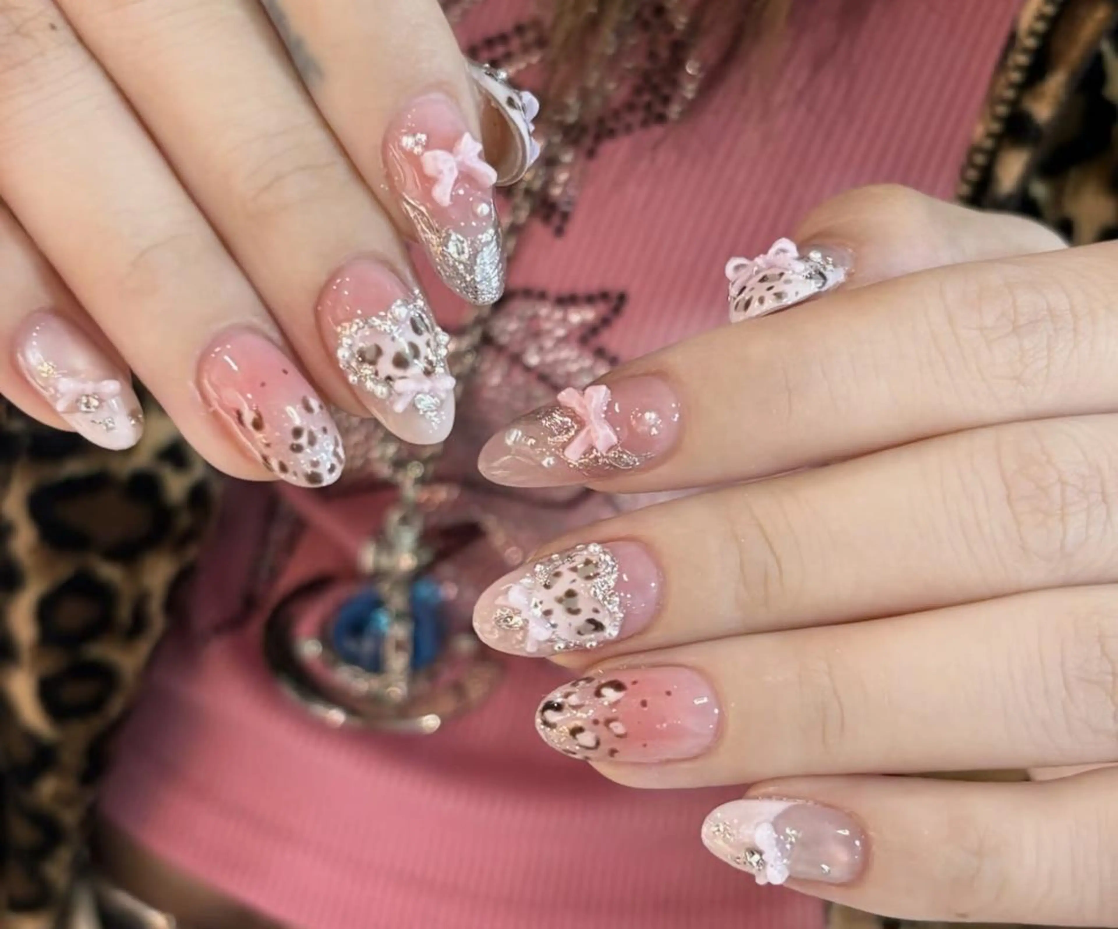 ネイル ハンドネイル 🎀 Ayaka_nailのネイルデザイン