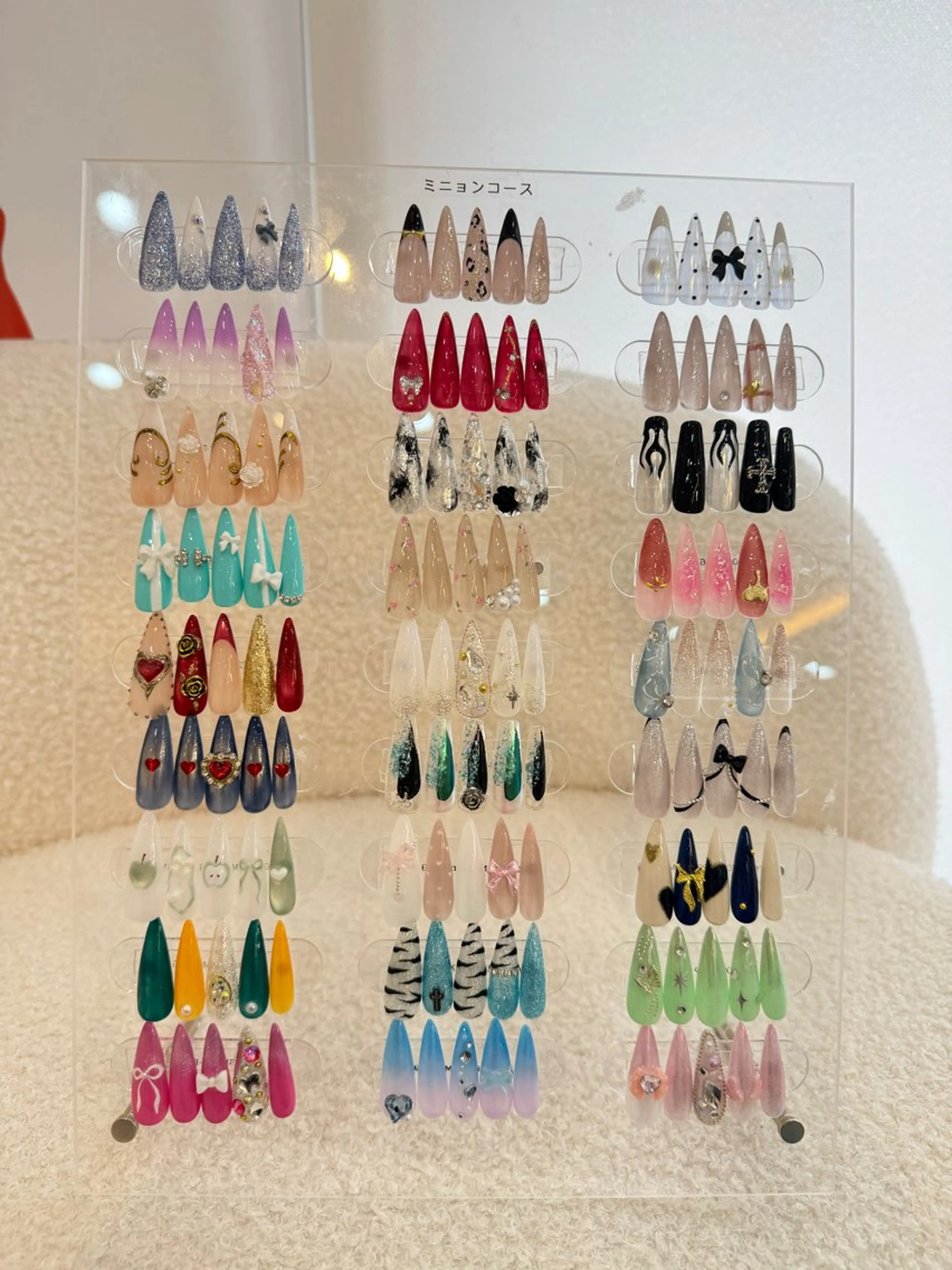 ネイル LUNON Marinのネイルデザイン