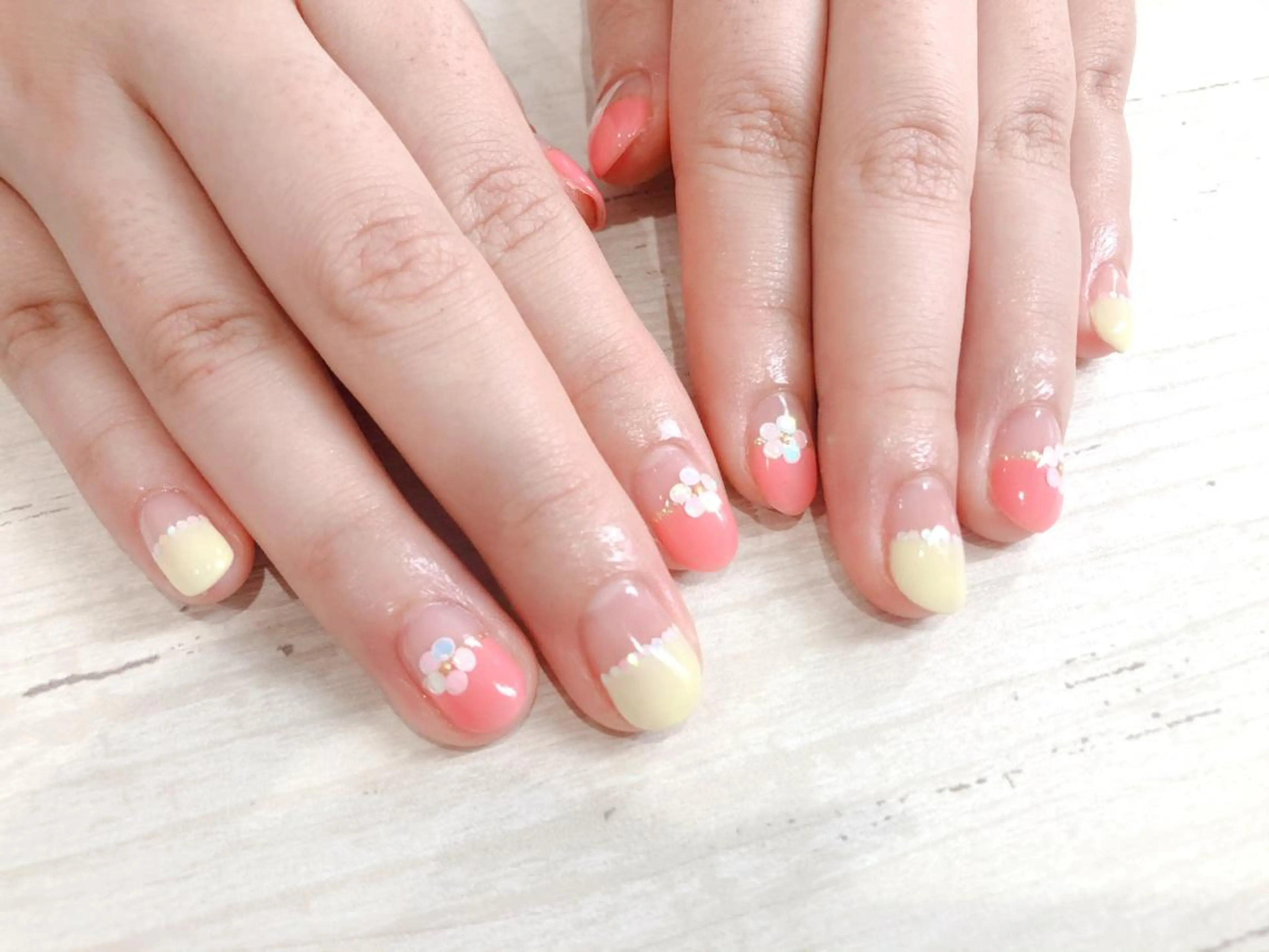 ミディアム キッズ ネイル 成人式 Luana nail (ルアナネイル)のネイルデザイン