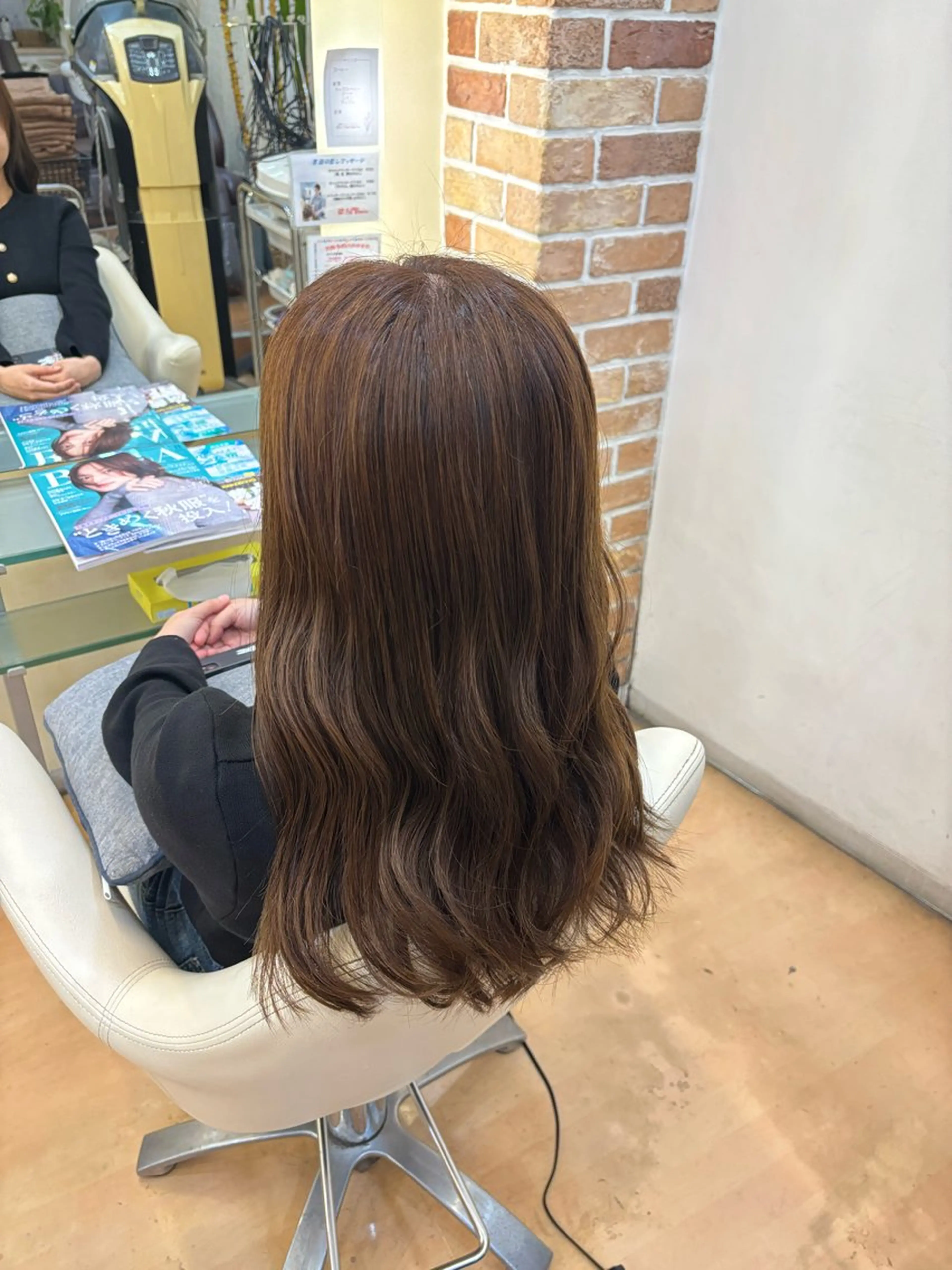ロング ヘアカラー ponterosso はなのヘアスタイル