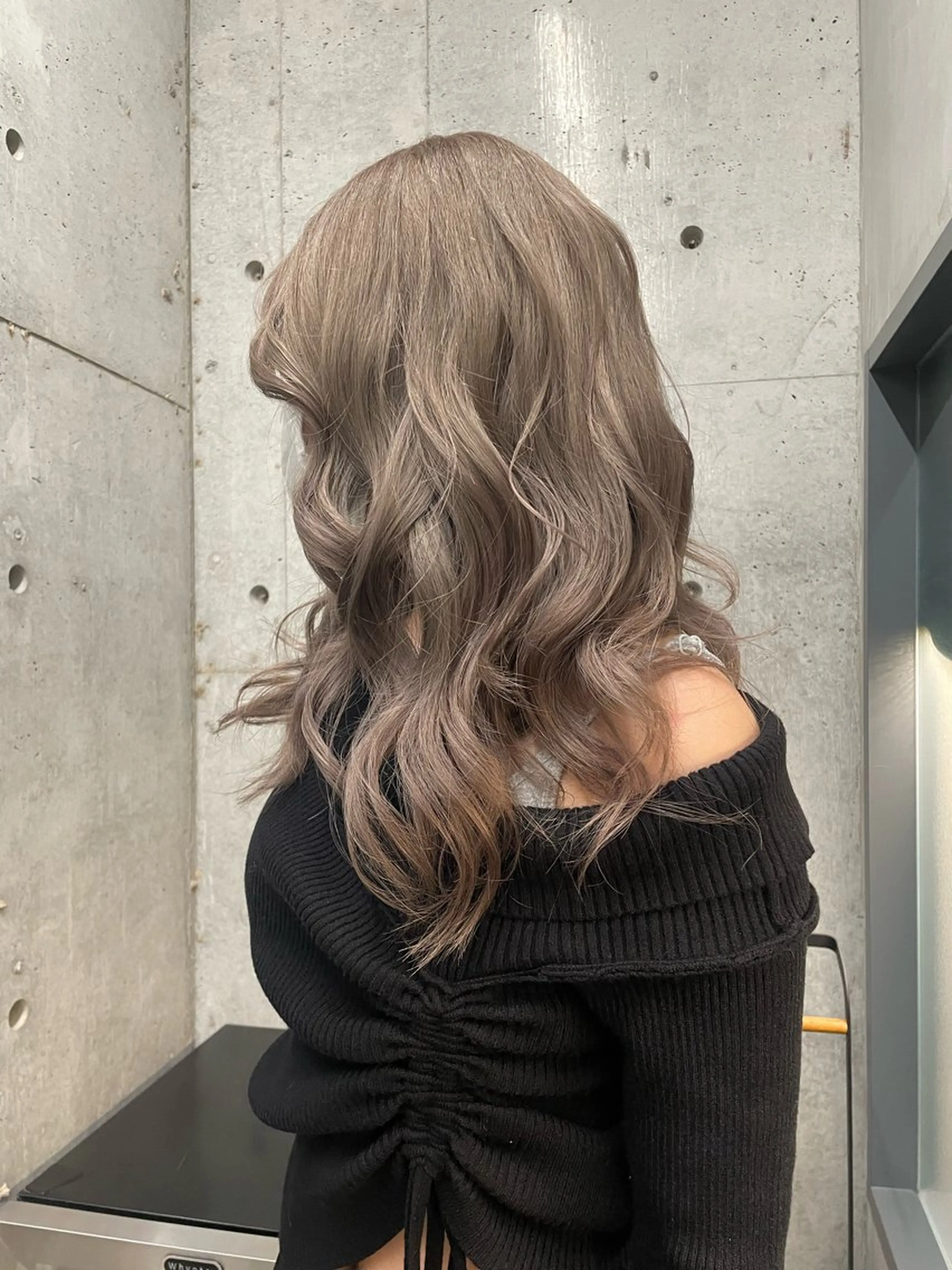 カラー 小澤 わかなのヘアスタイル