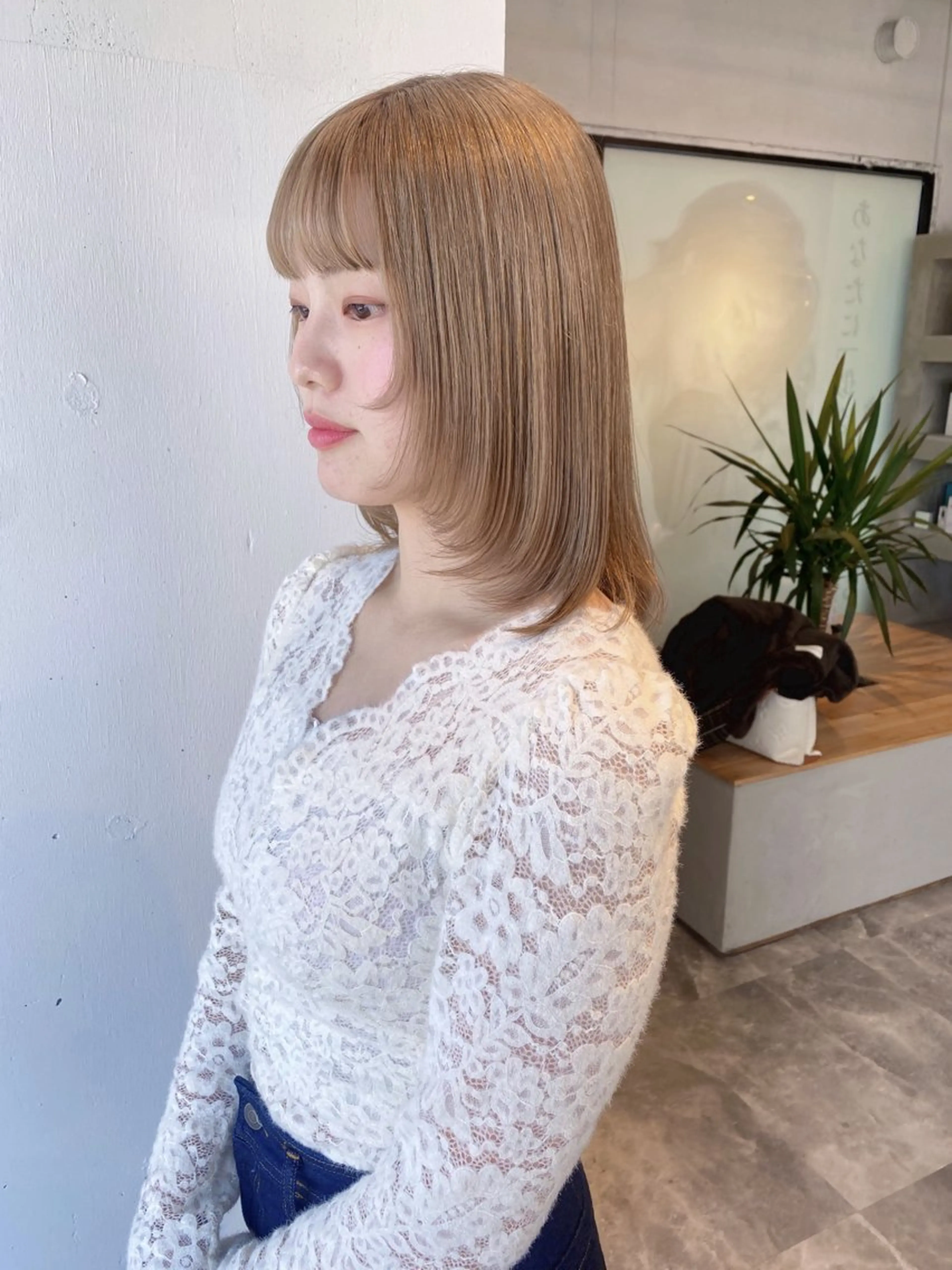 セミロング カラー ヘアカラー 韓国ヘア特化 💟 ララア 💟のヘアスタイル