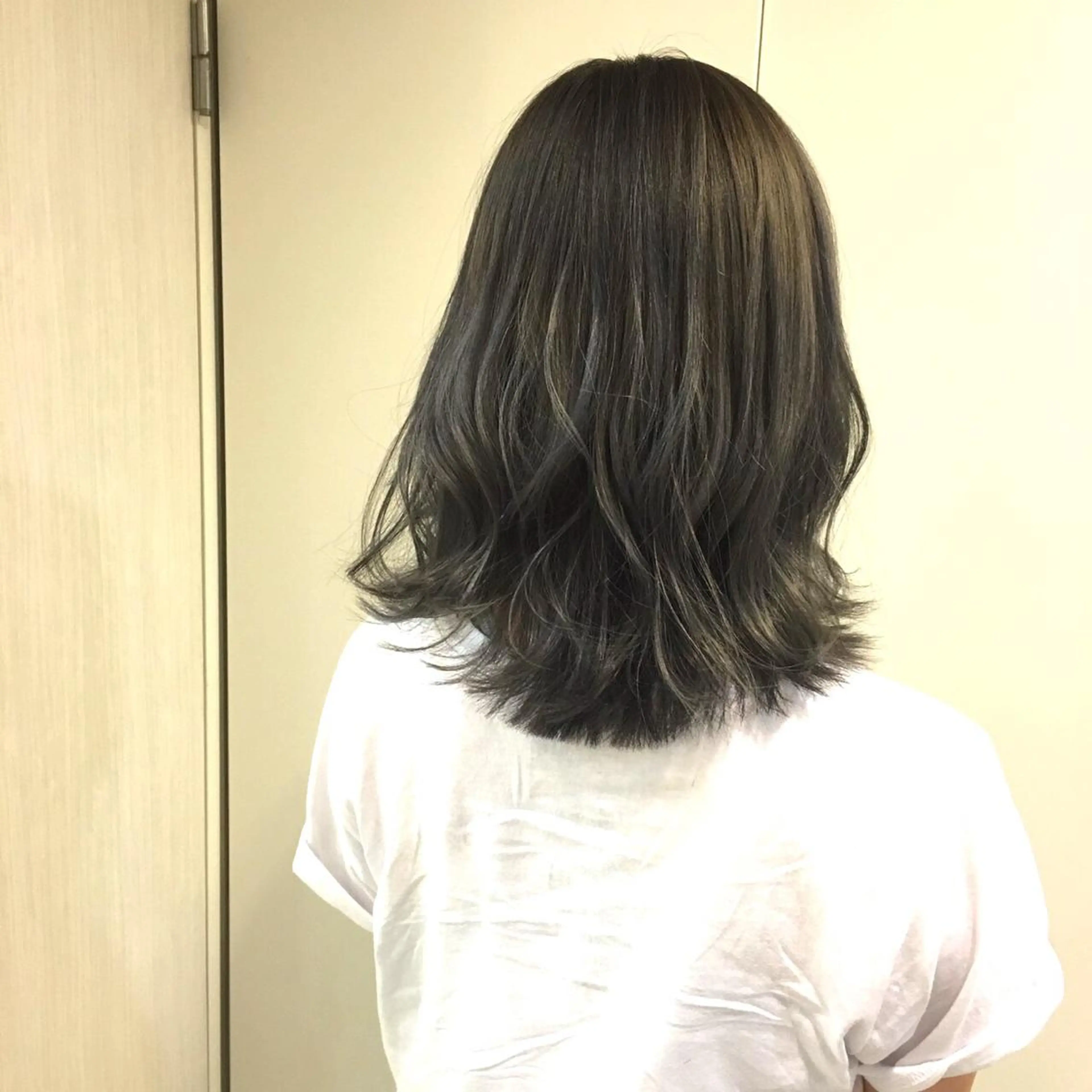 ミディアム oluolu hairのヘアスタイル