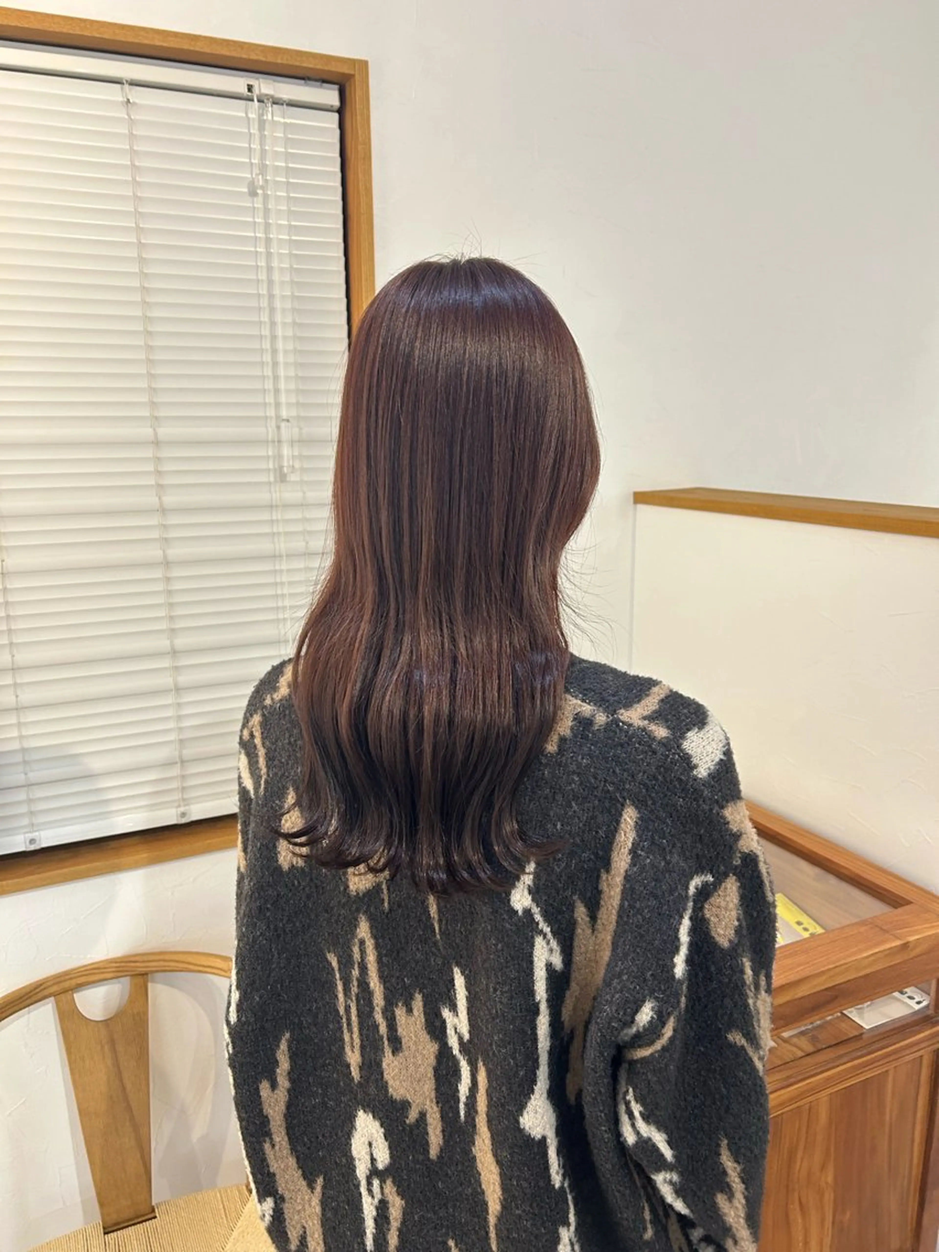 ロング ヘアカラー 野崎 唯華のヘアスタイル