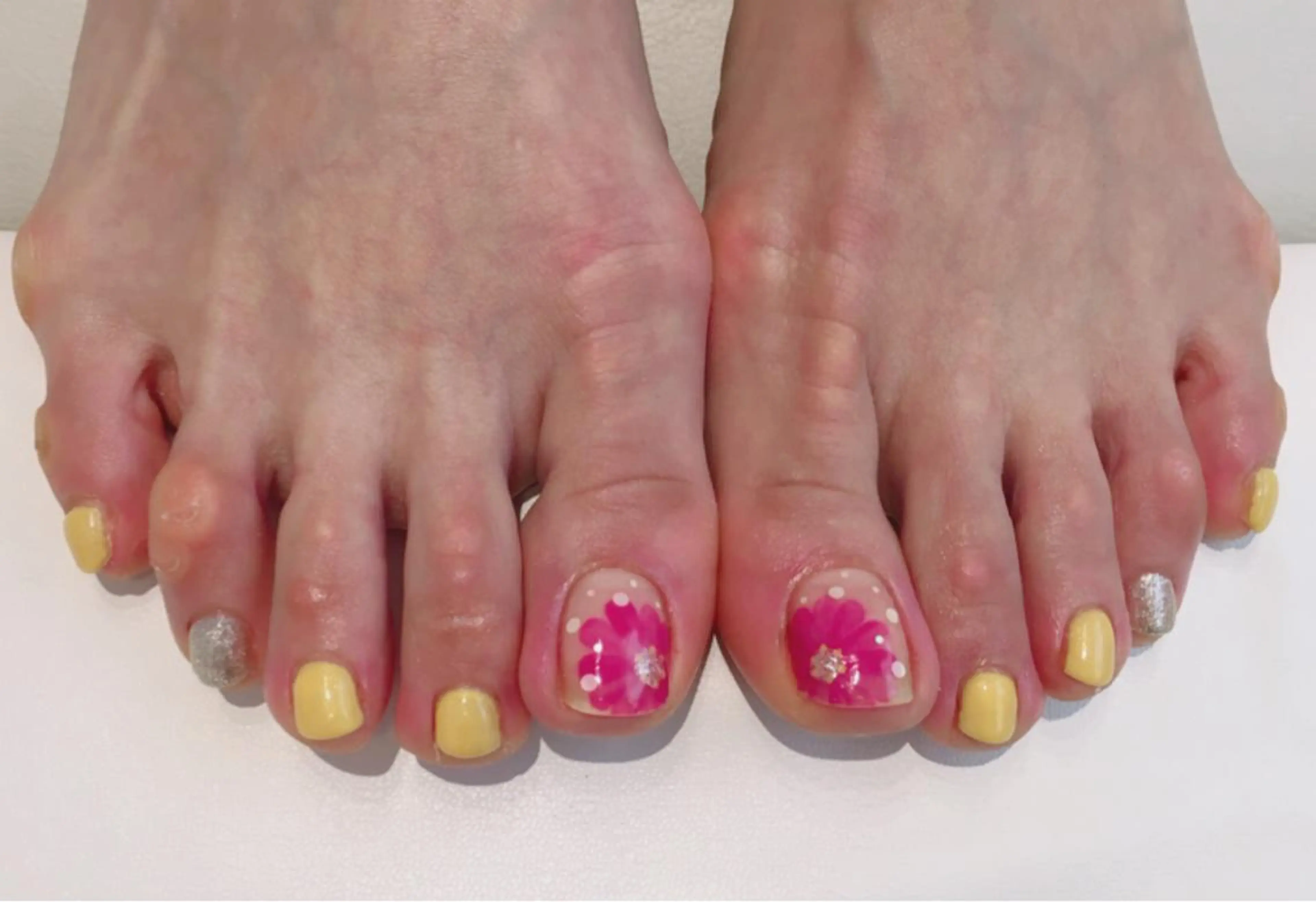 ネイル ビジューバイアクイユ ネイルズ　東中野店のネイルデザイン