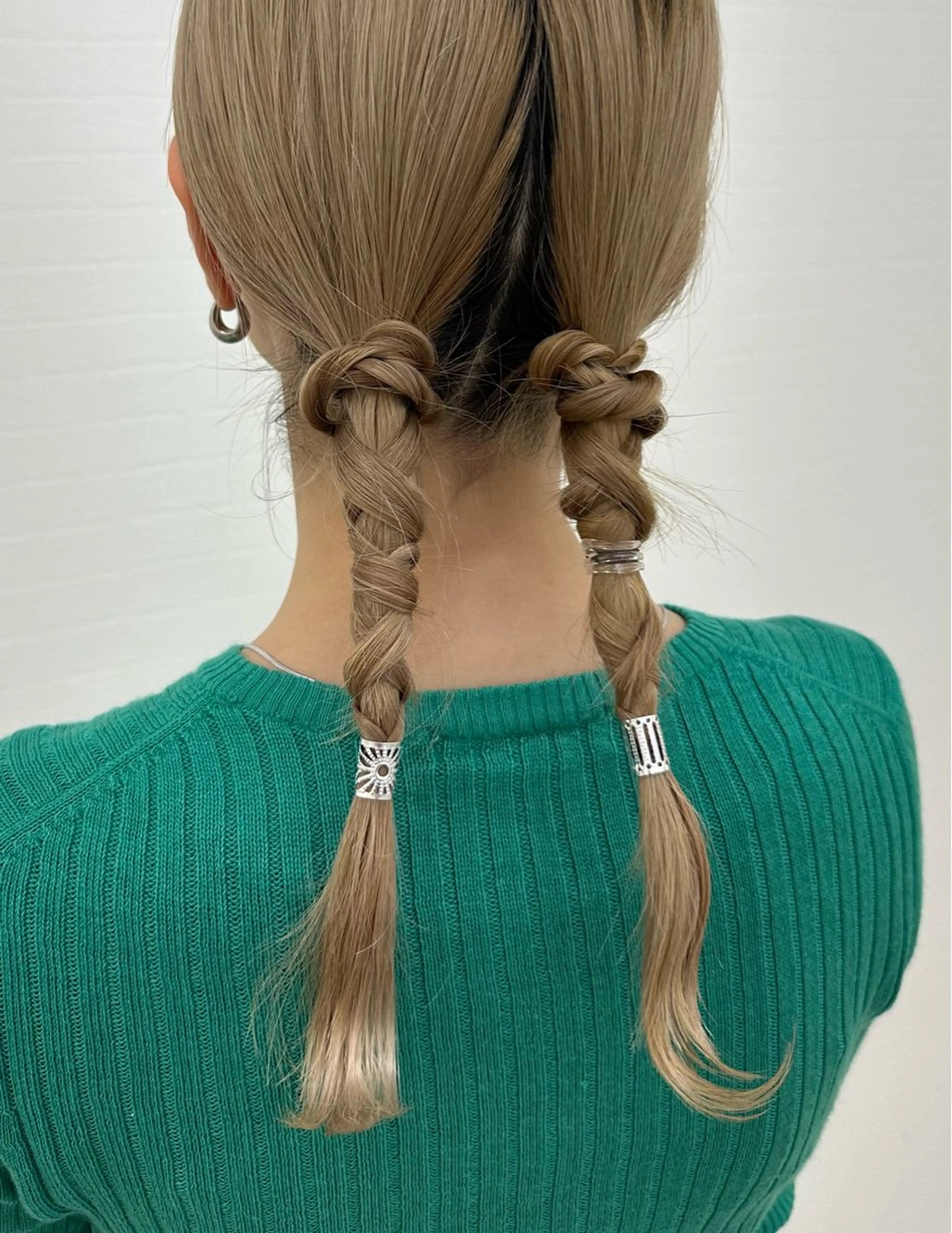 ヘアアレンジ ヘアセット 艶髪/ブリーチなし Wカラー🌺yuiのヘアスタイル