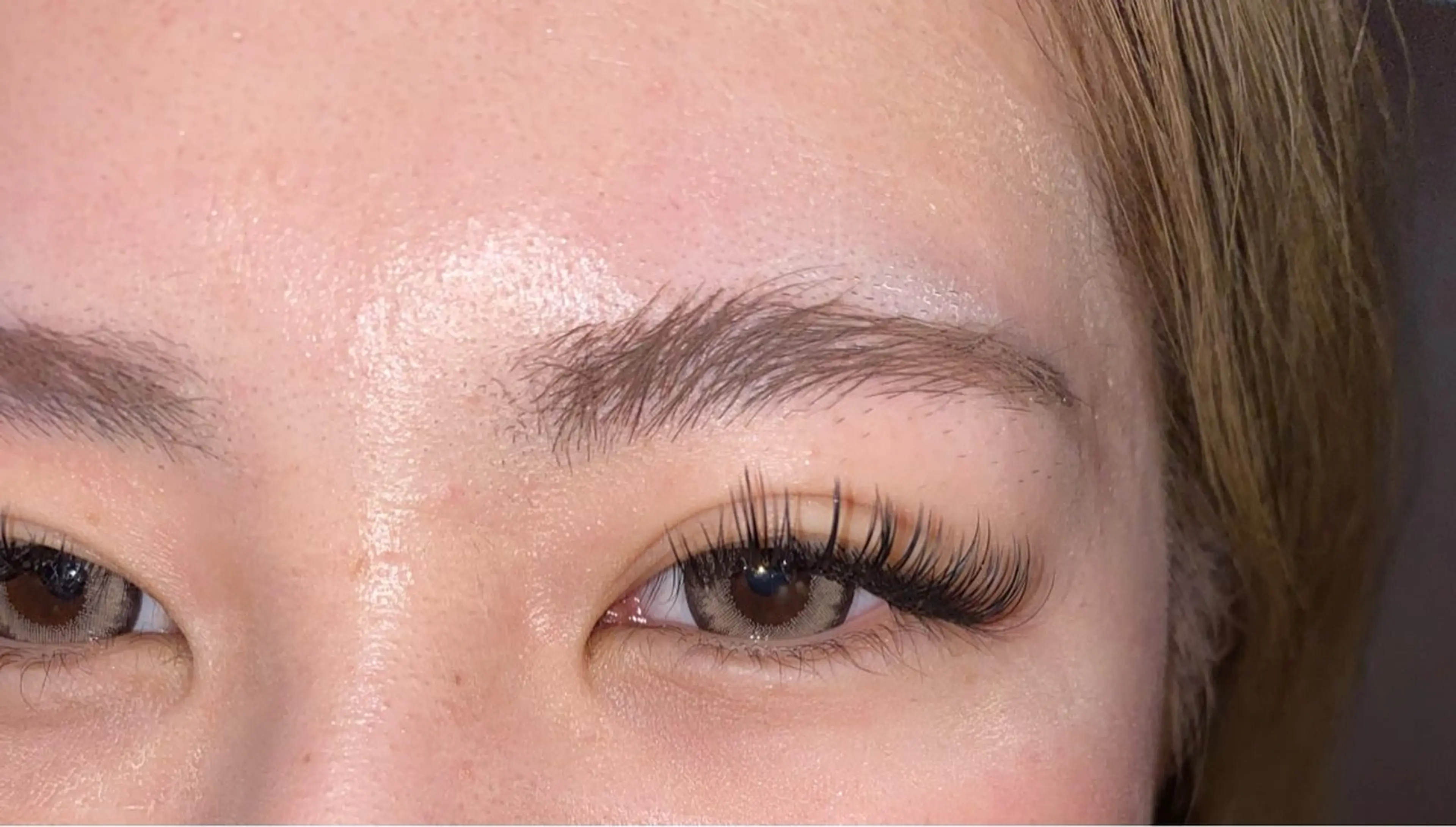 マツエク・マツパ 付け放題 フラットラッシュ Bish Yanaのヘアスタイル