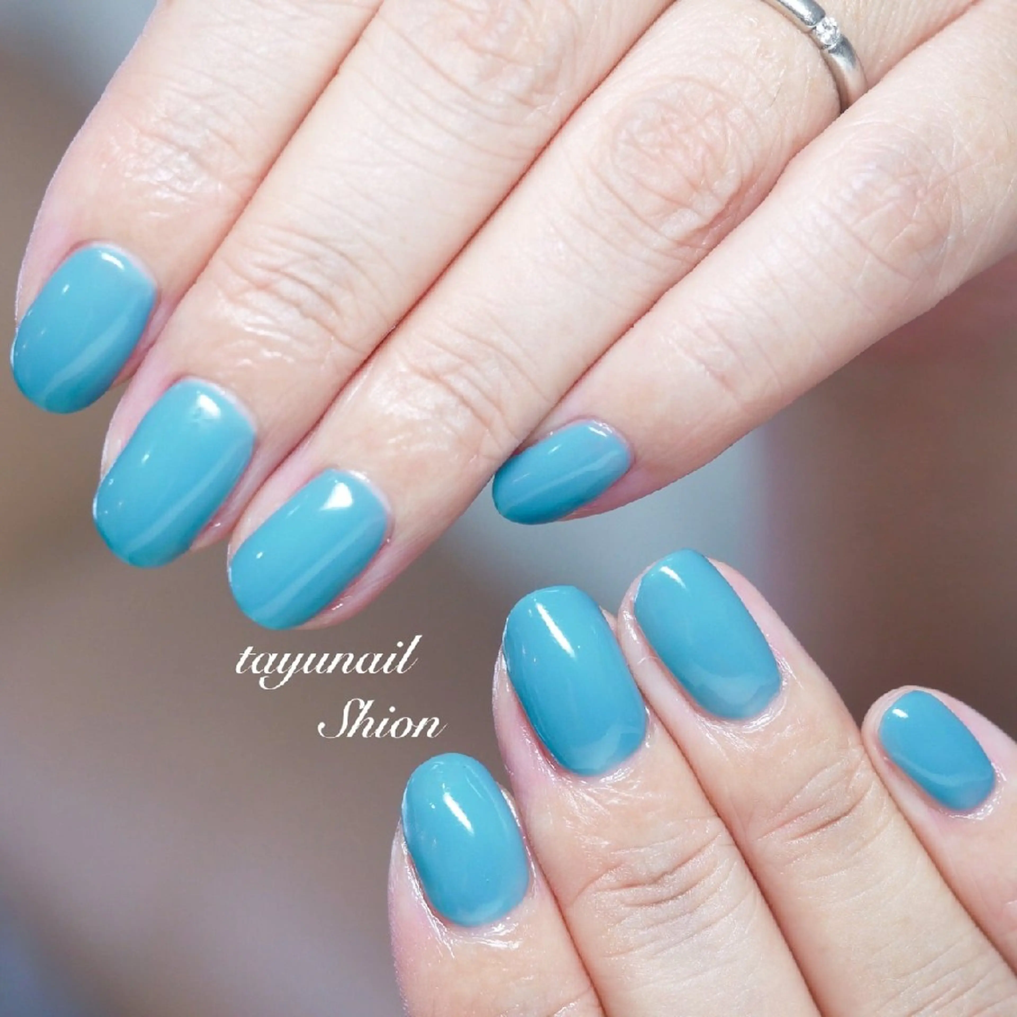 ネイル ブルー ジェルネイル ワンカラーネイル パラジェル シンプルネイル ネイルサロン 【たゆnail】のネイルデザイン