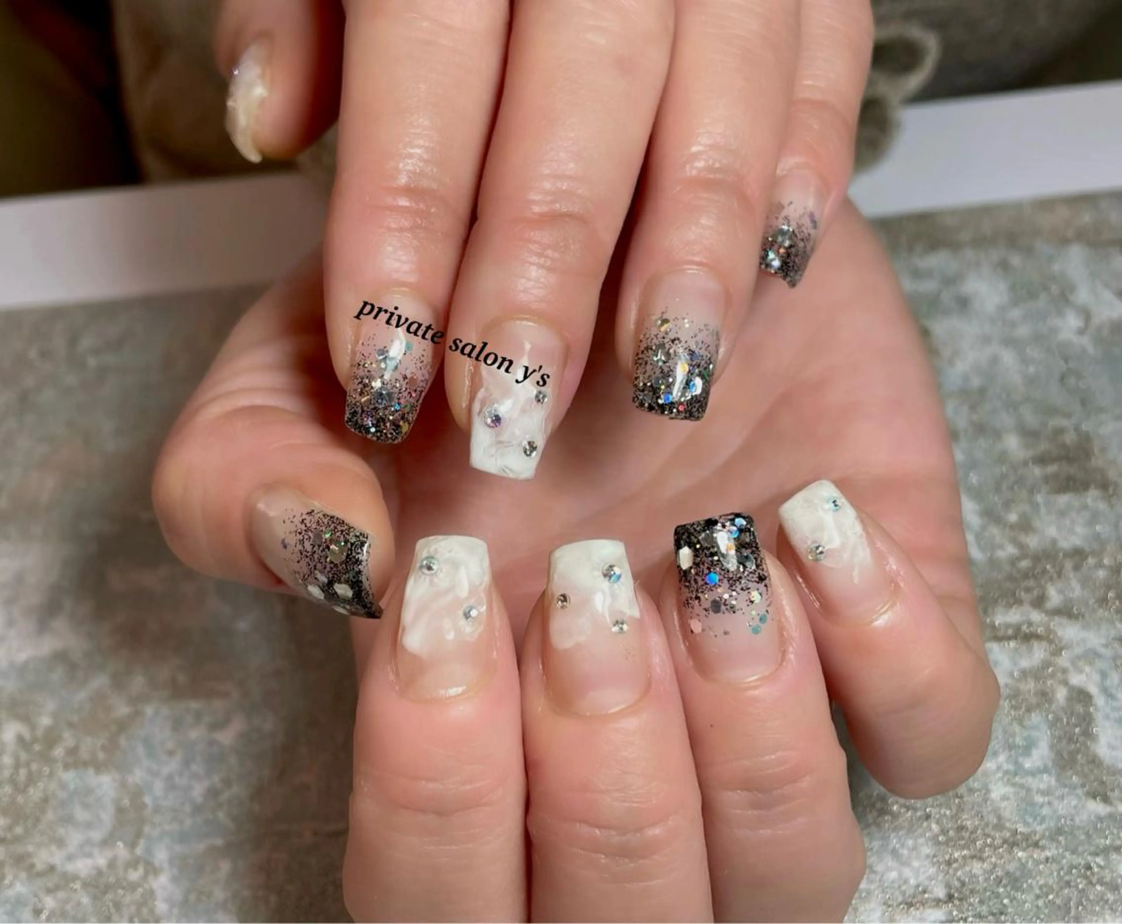 ネイル y' sのネイルデザイン