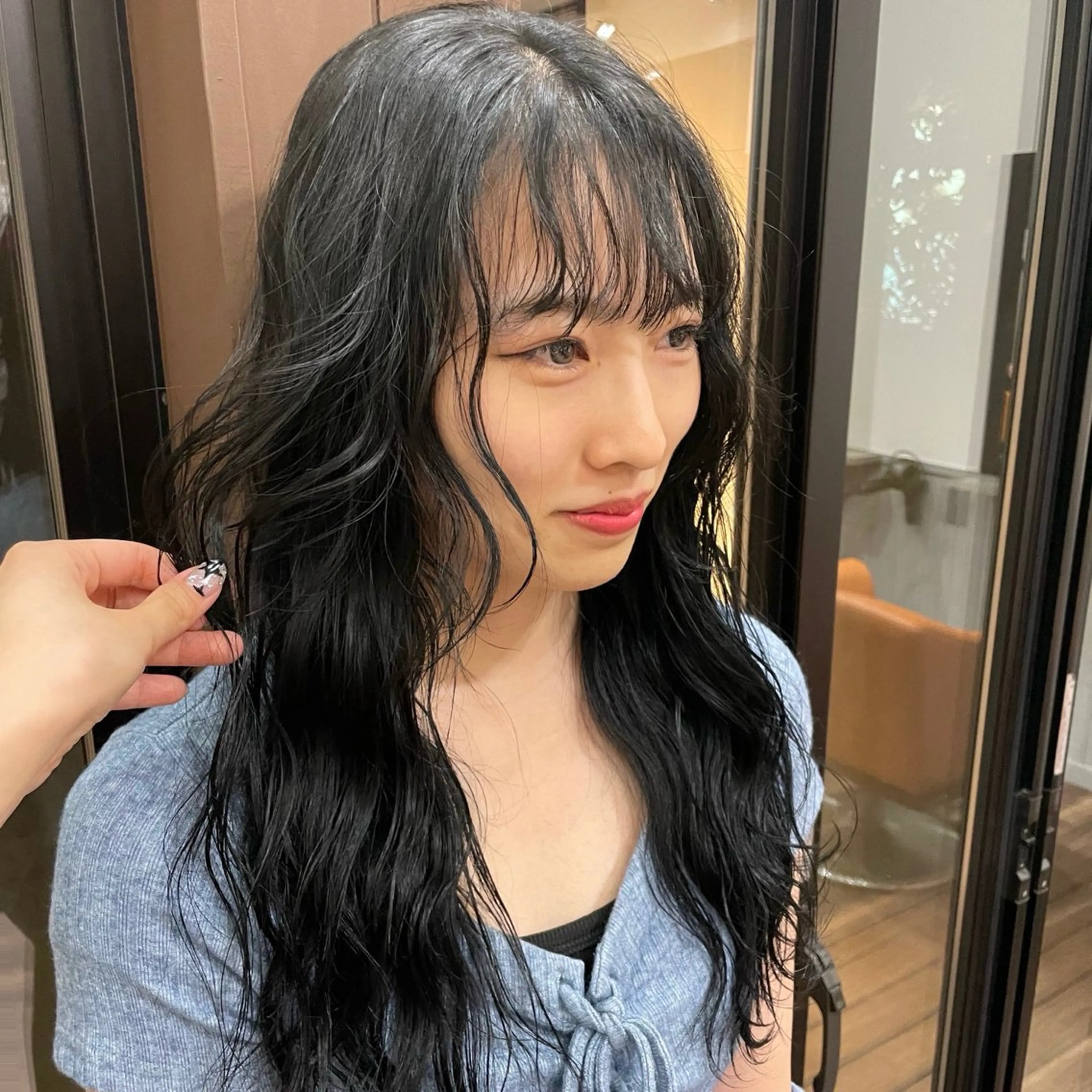 ロング カット パーマ 栄/レイヤーカット/ ベージュカラー/モモのヘアスタイル