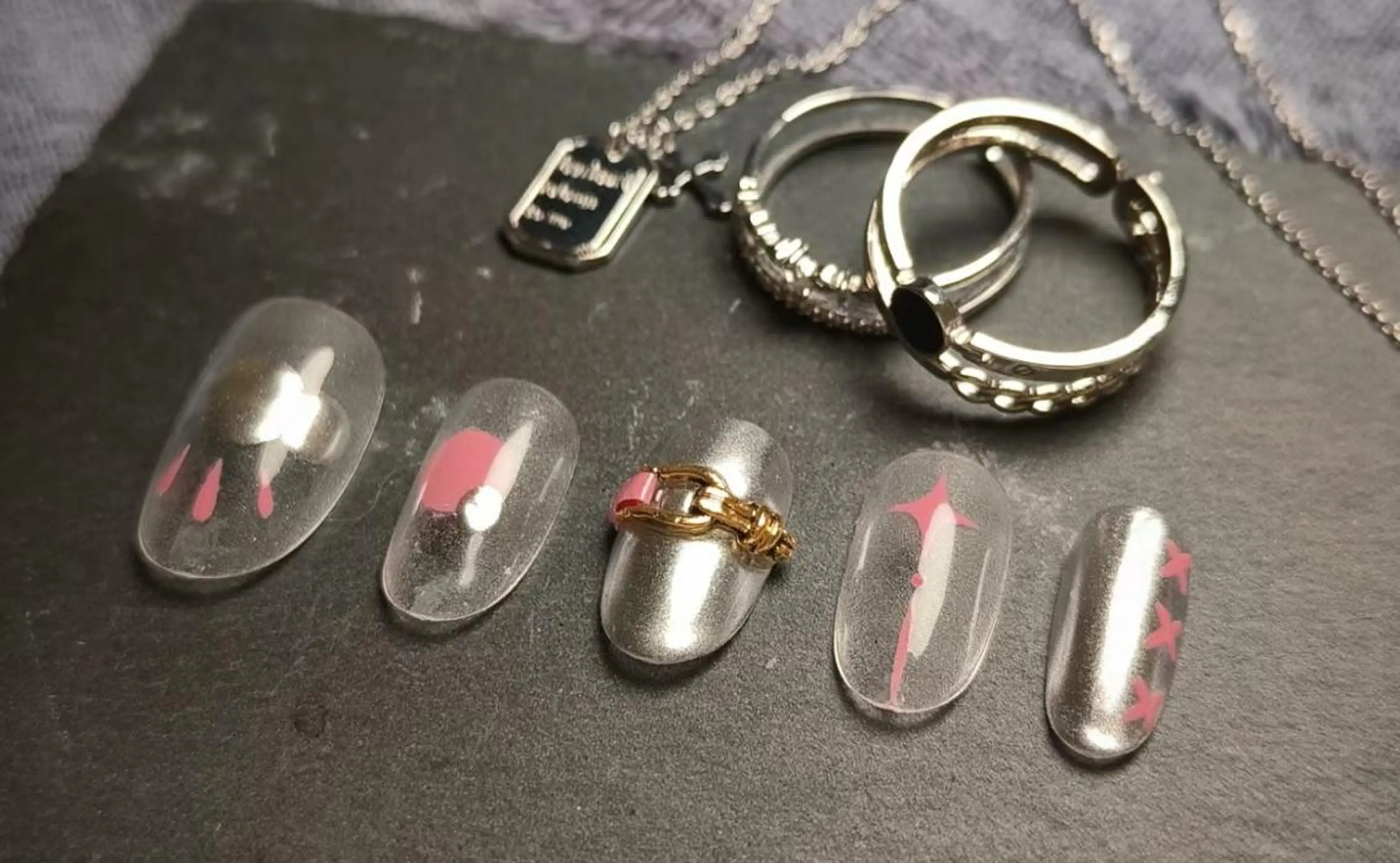 ネイル VIVIAN リサのネイルデザイン