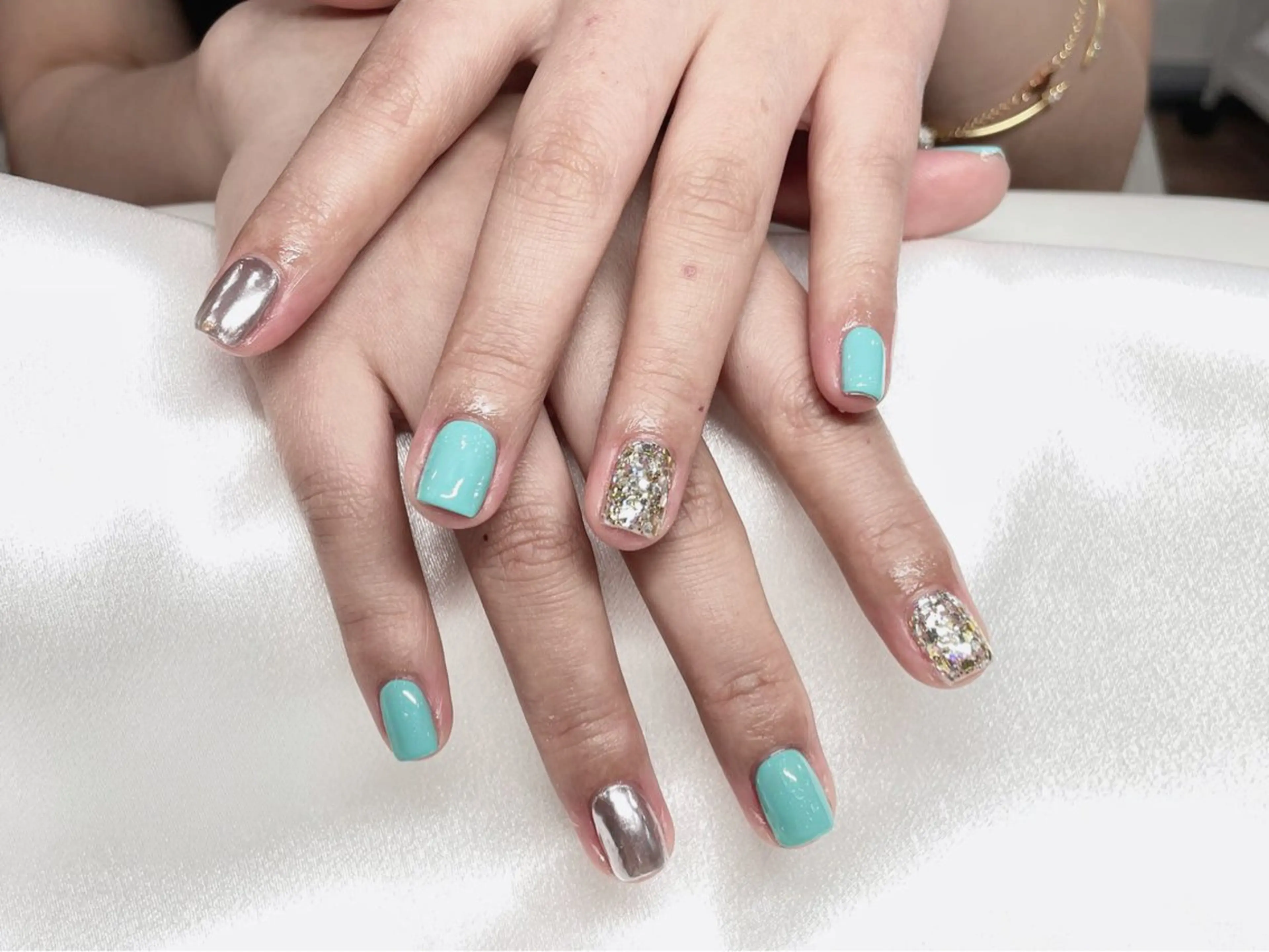 ネイル Ui_Amor (パラジェル)のネイルデザイン