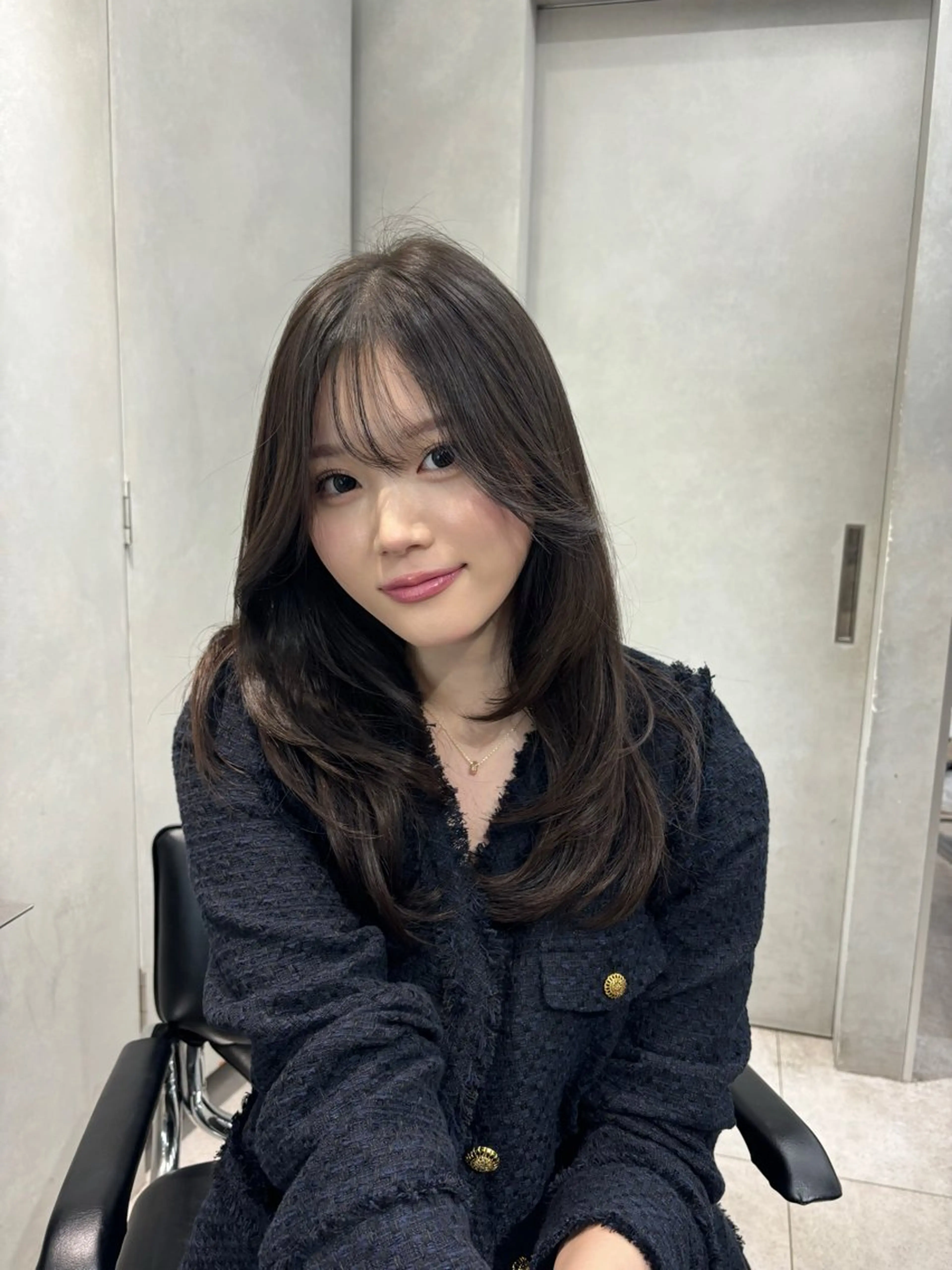 セミロング emi 韓国ワンホンヘアのヘアスタイル