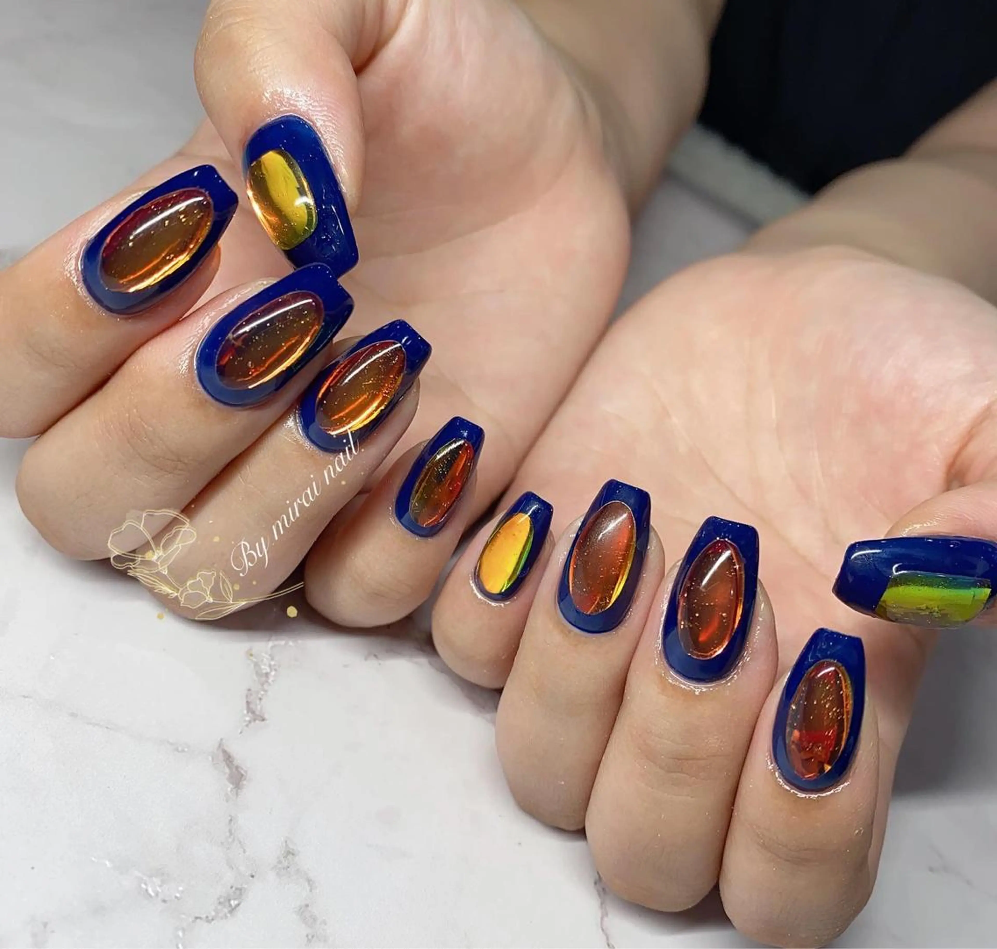 ネイル 氷ネイル・うるうるネイル ネイルサロン 9Carats神田のネイルデザイン