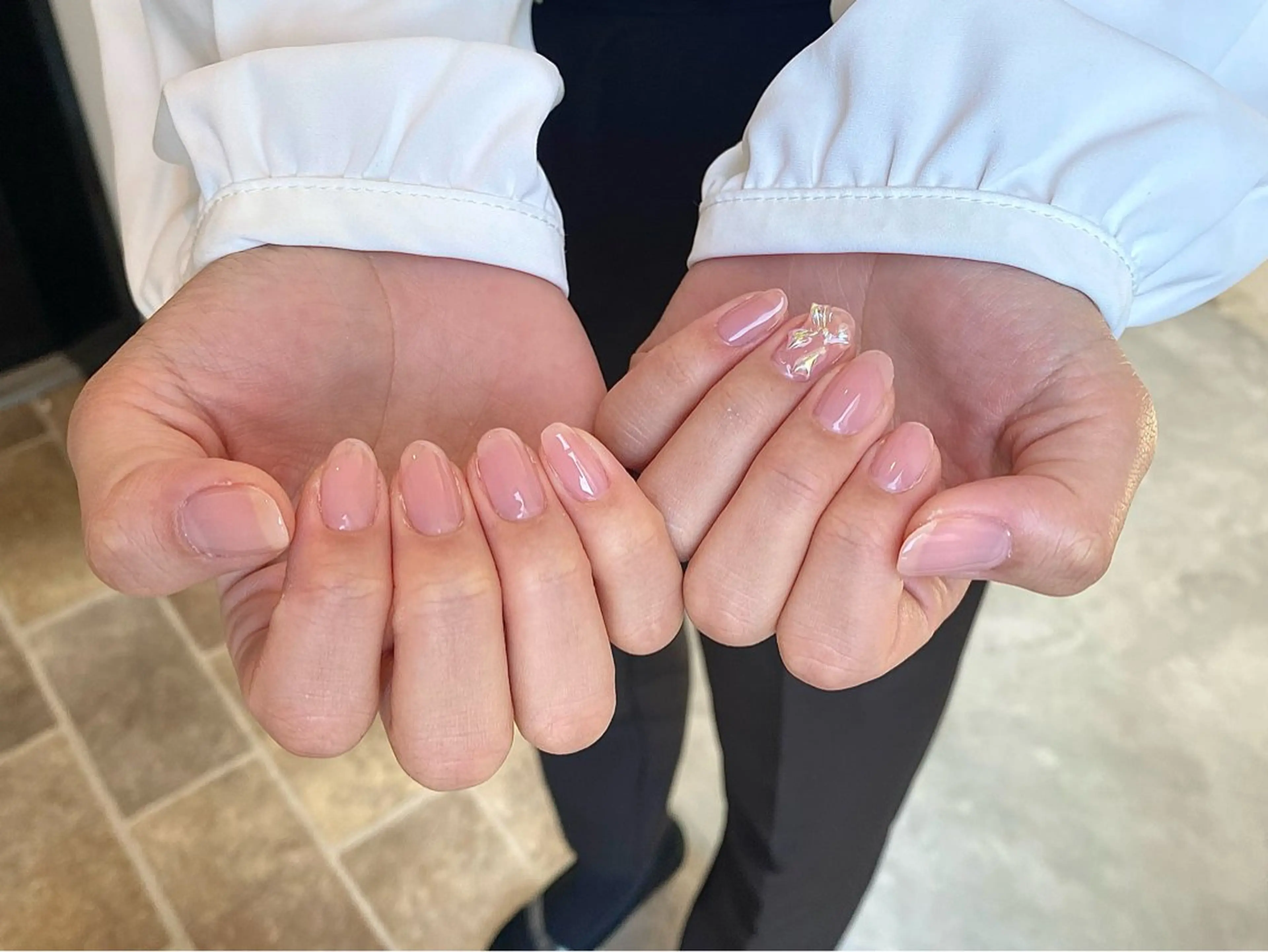 ネイル リボン 個性派/ちゅるん/ モチ好評◎｜MIKIのネイルデザイン