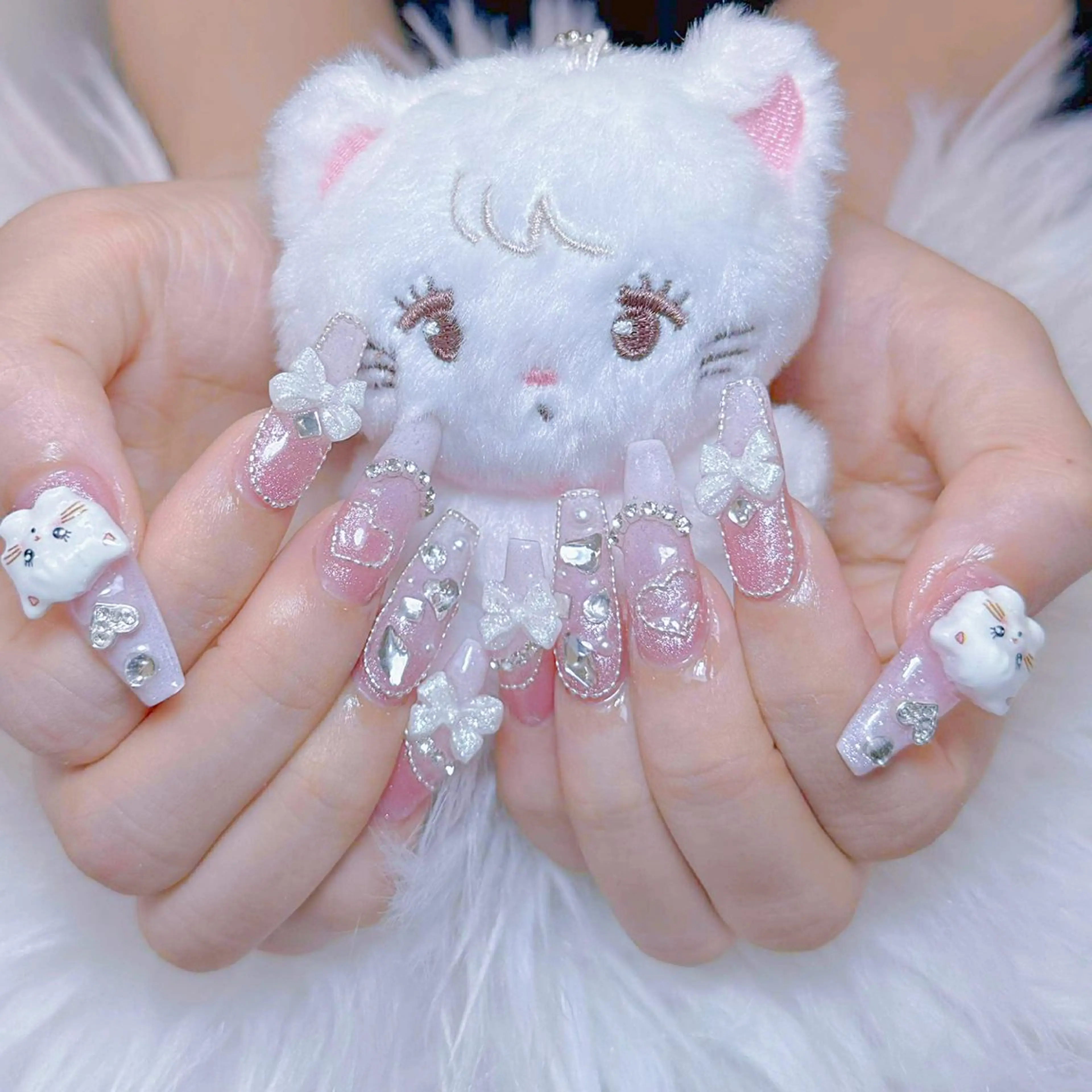 ゴテゴテネイル•ネイルチップ長さ出し10本＋デザインやり、つけ放題💖の写真