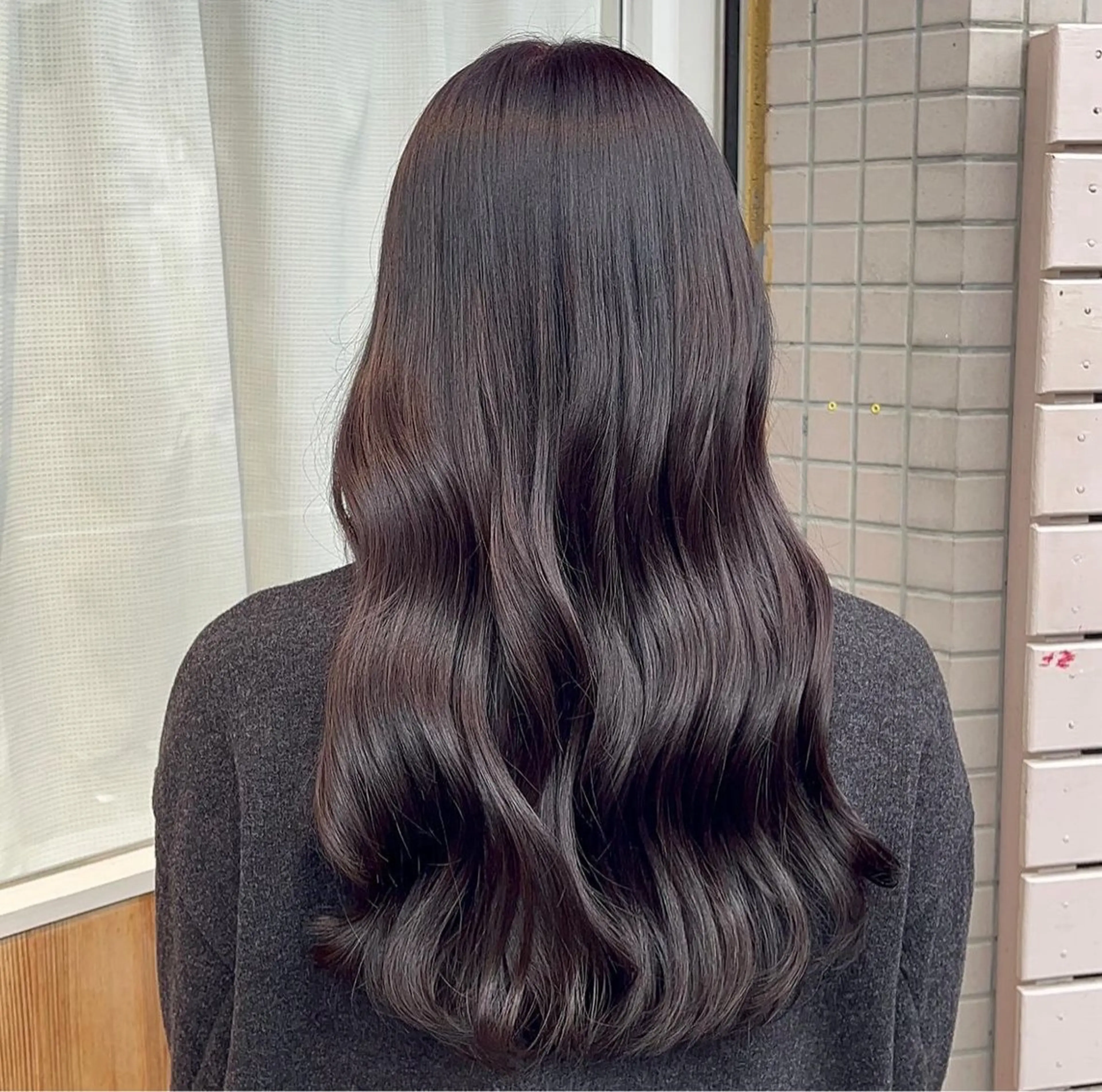 セミロング 透明感カラー⭐︎ コナツのヘアスタイル