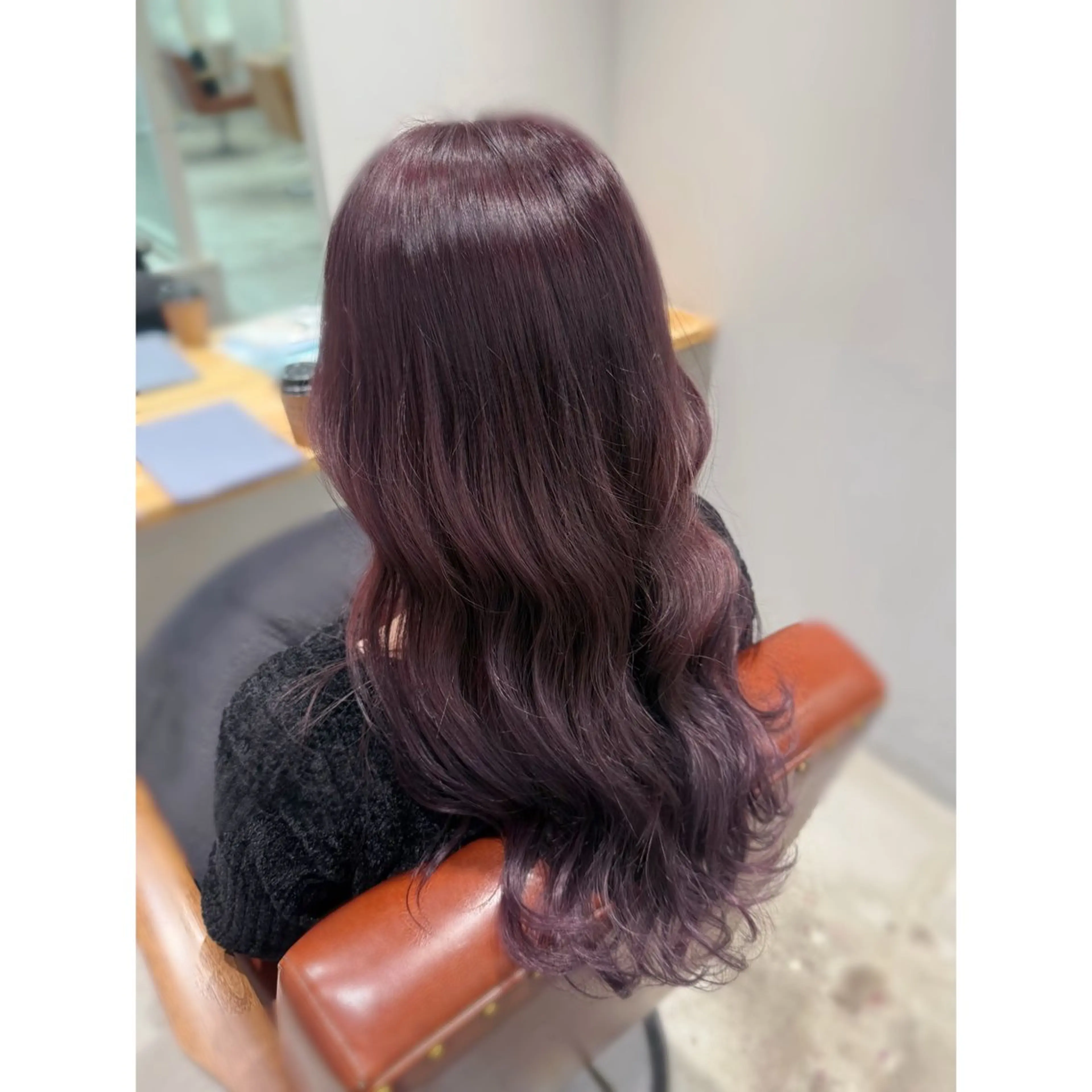 ロング カラー ブリーチ ヘアカラー 佐藤 歩菜のヘアスタイル