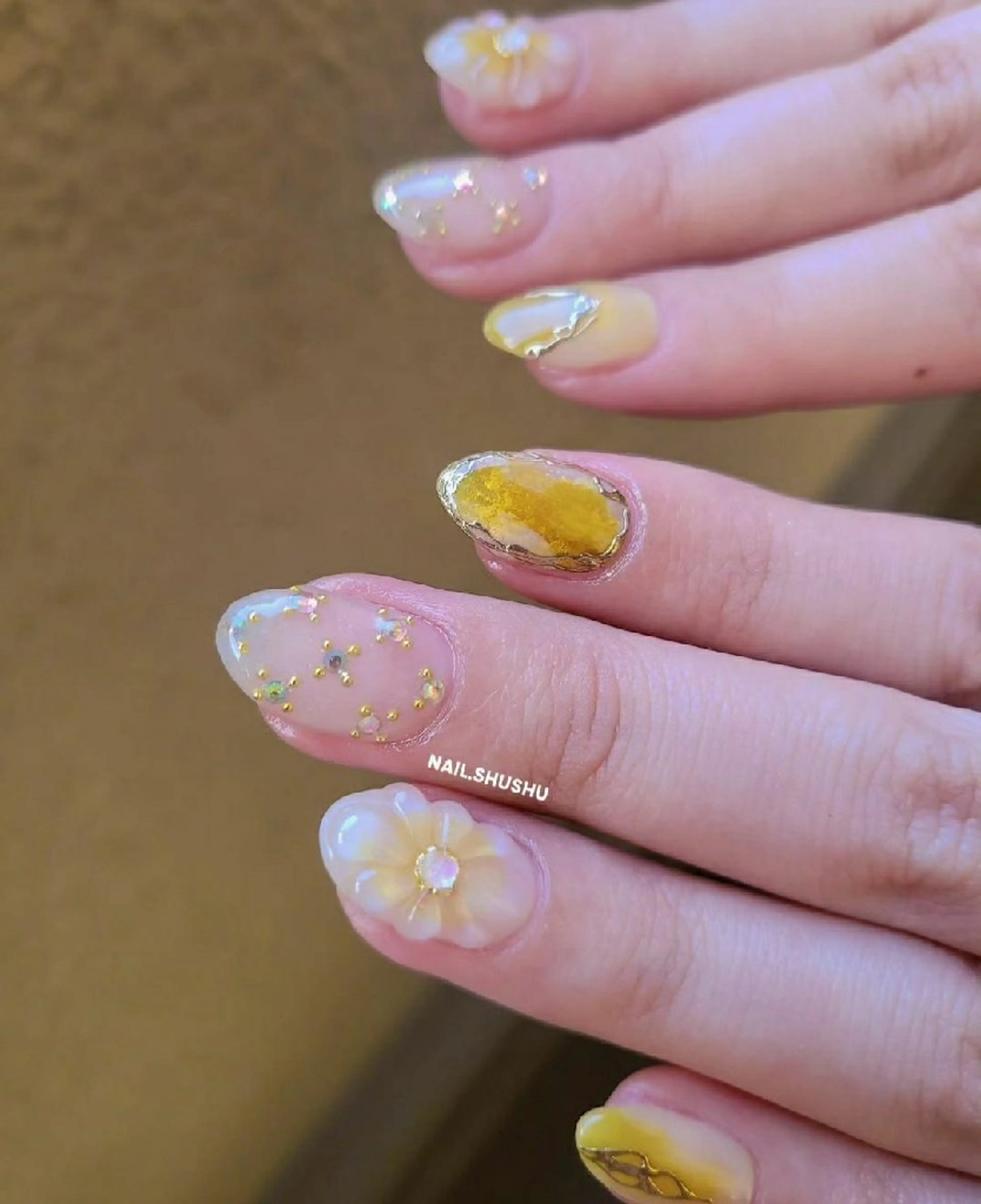 ネイル 持ち込み ニュアンスネイル ワンカラーネイル シンプルネイル 春ネイル ハンドネイル 3dパーツ/流行り 👧shushu❤️のネイルデザイン