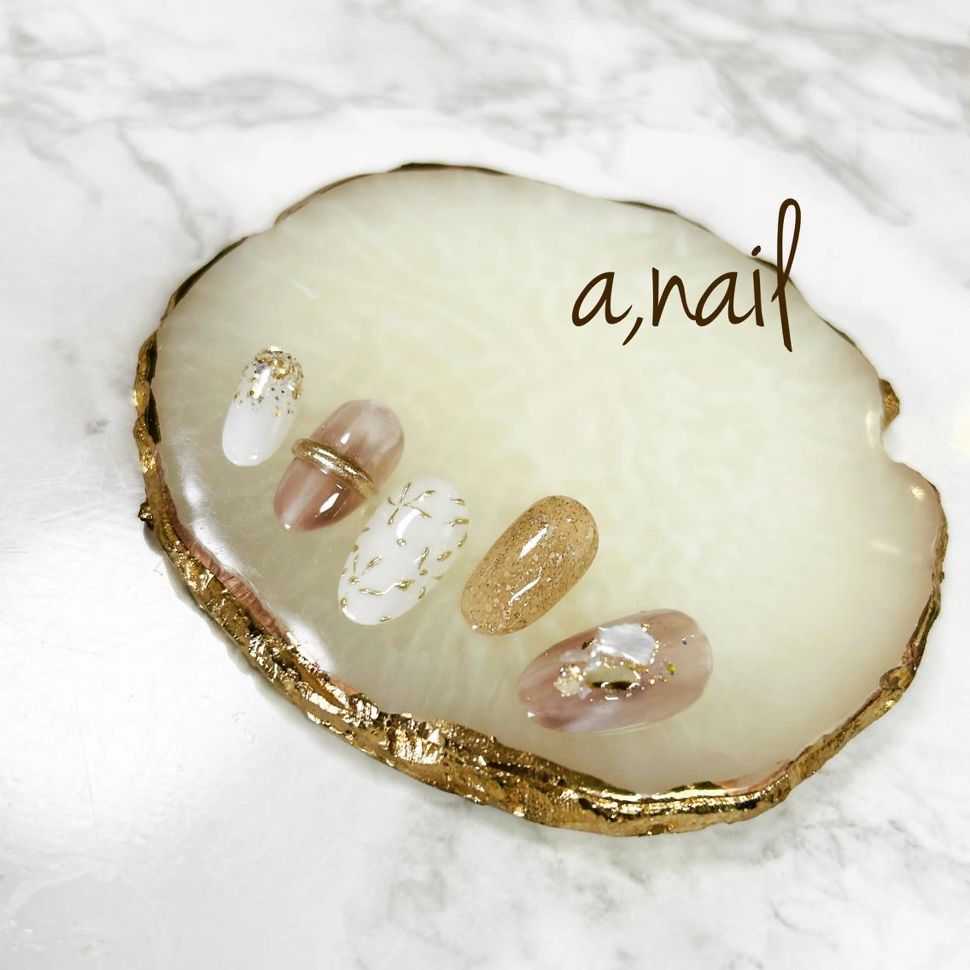 ネイル フラワーネイル フットネイル ジェルネイル グラデーション ミラーネイル ハンドネイル ネイルサロン エーネイルのネイルデザイン