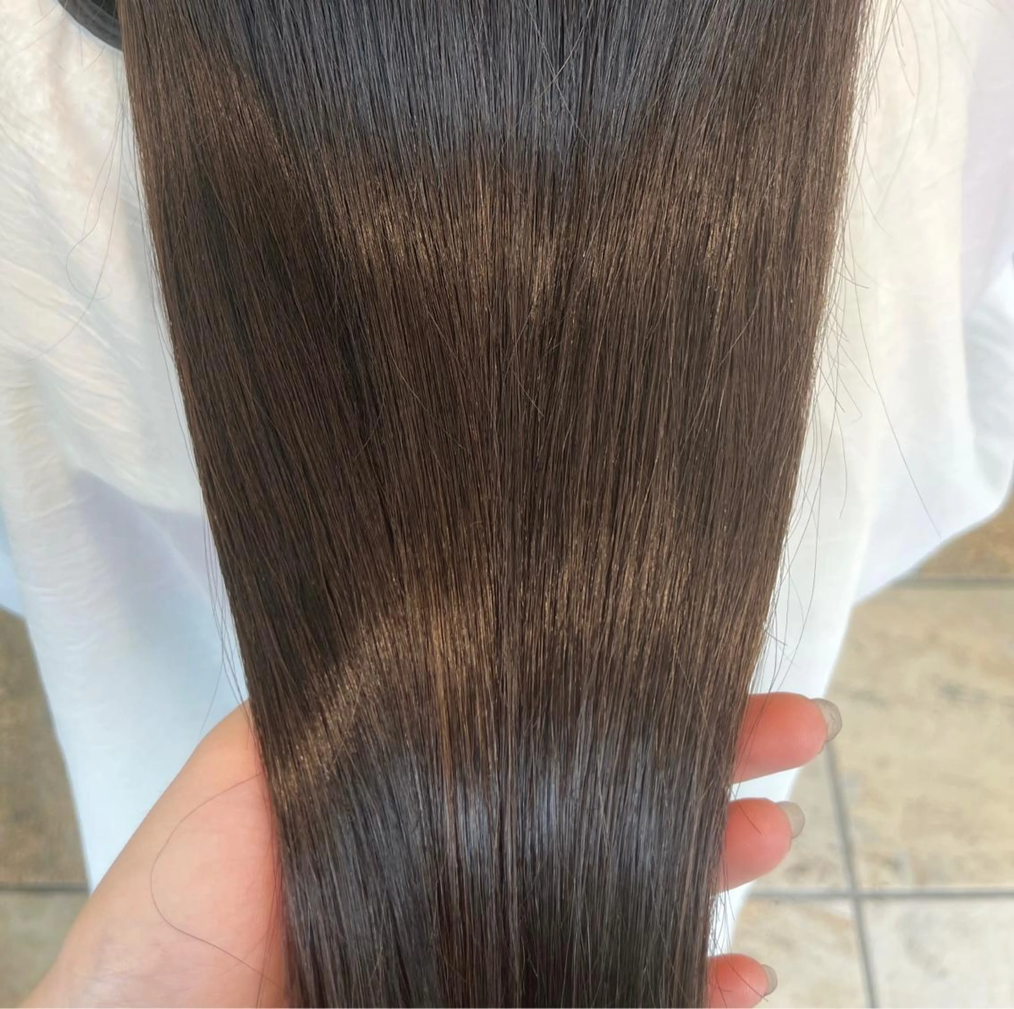 ロング 石井 歩奈のヘアスタイル