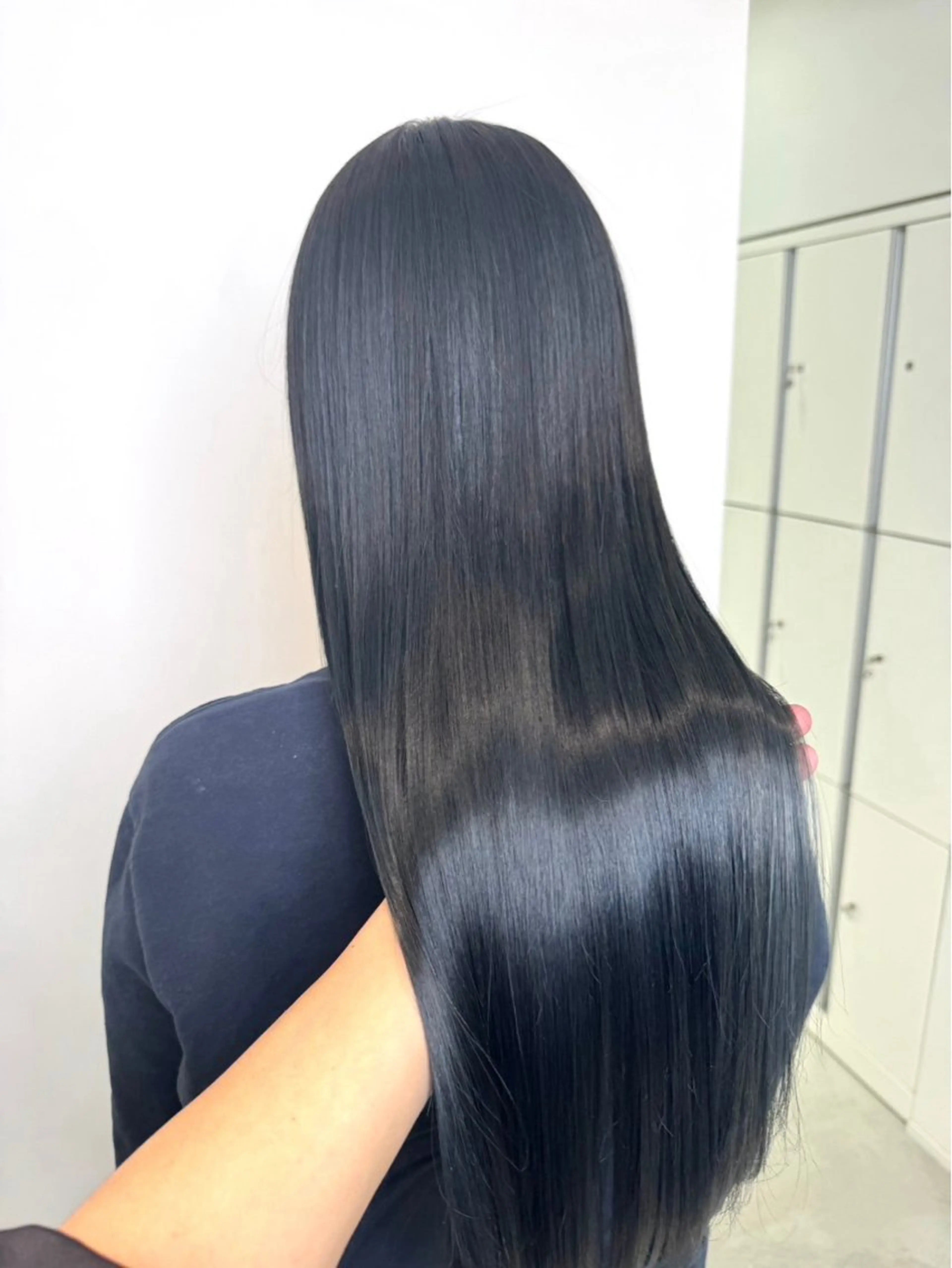 ロング 縮毛矯正 森山 遥葵のヘアスタイル