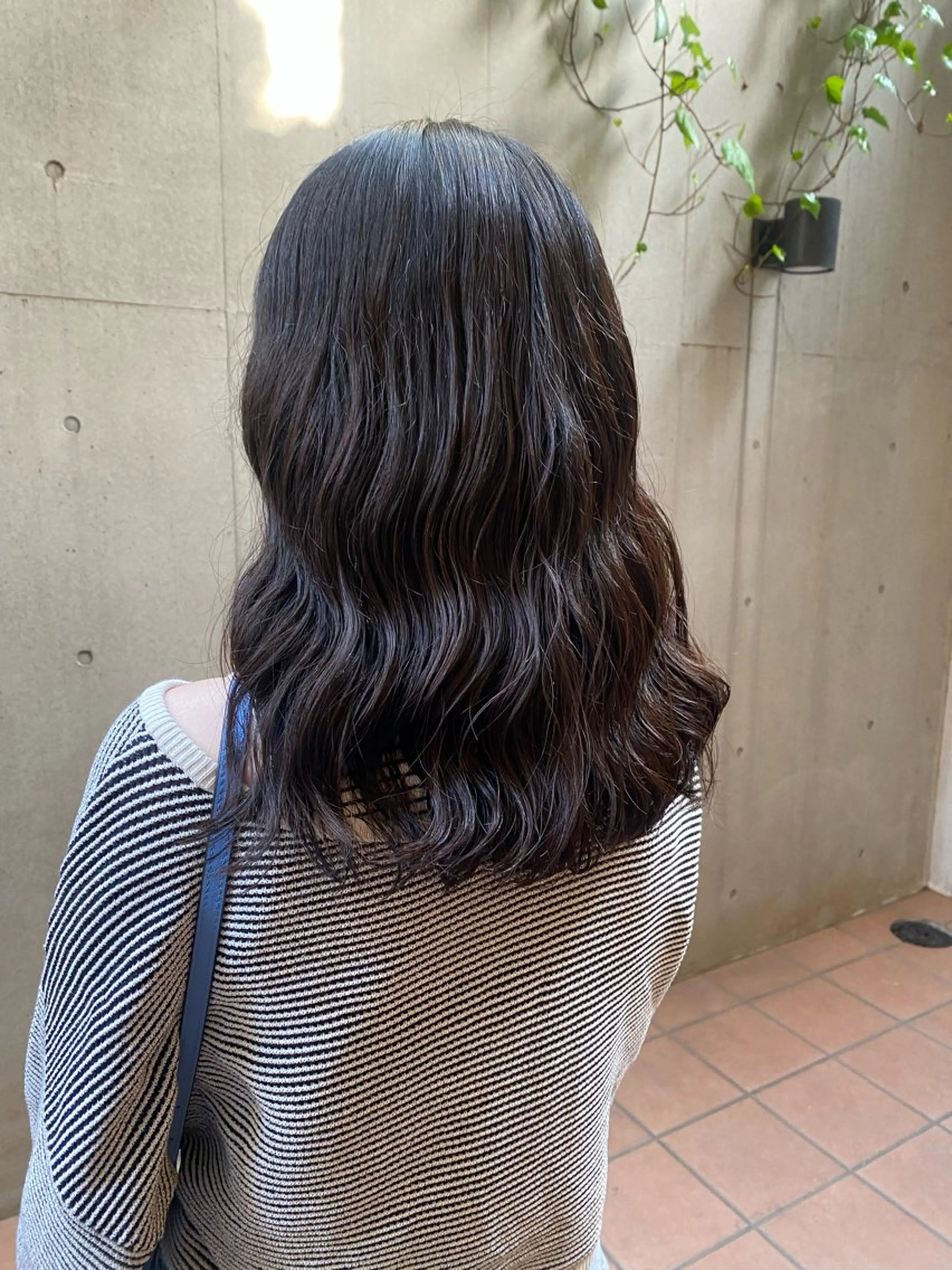 セミロング カット パーマ トリートメント 大人可愛い♡コテ巻き パーマ🌼杉田 萌恵のヘアスタイル