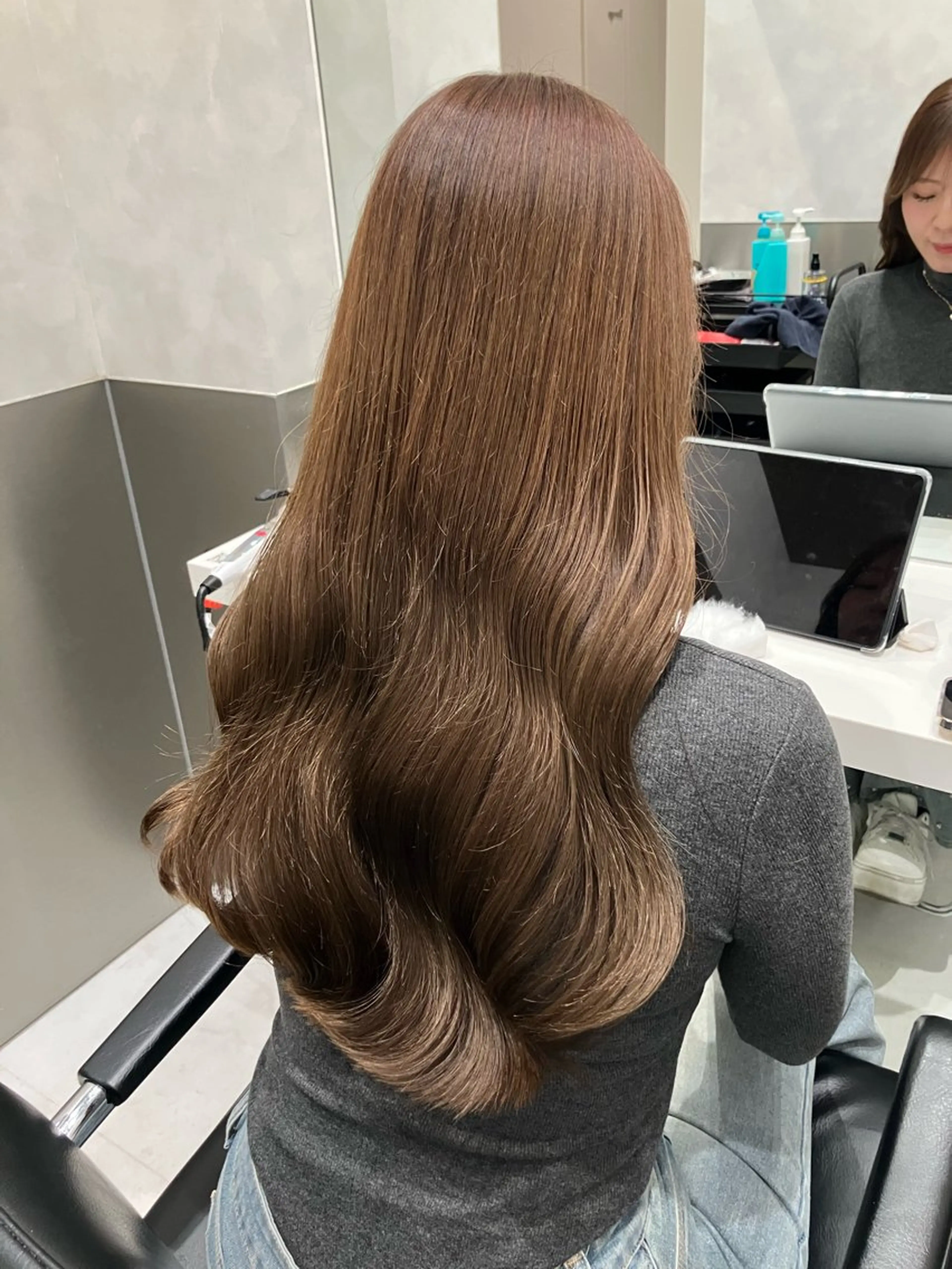 ロング カラー カット ヘアカラー トリートメント 💖ブリーチなし透明 感💖ASAHIのヘアスタイル