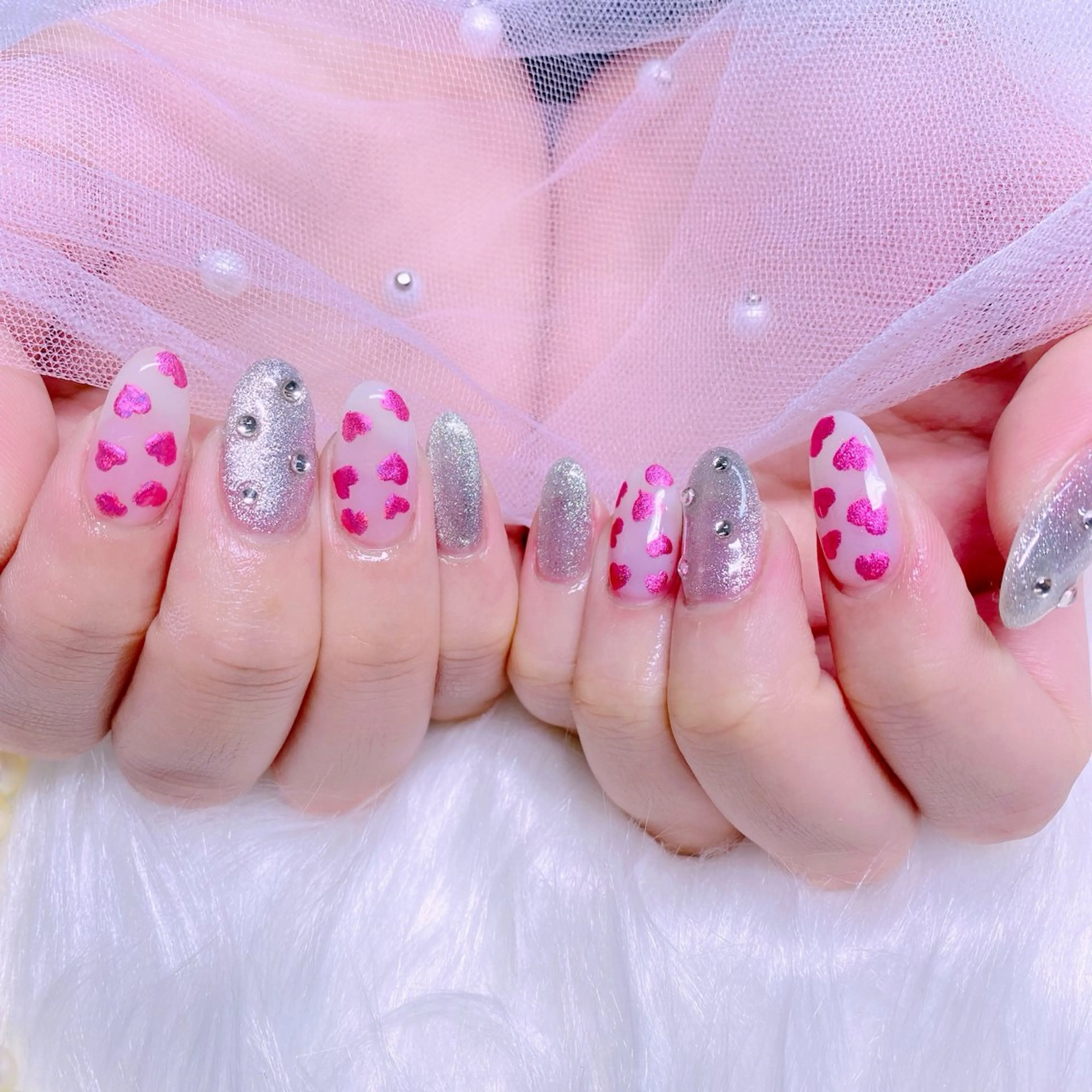ネイル ハート Nail Yunaのネイルデザイン