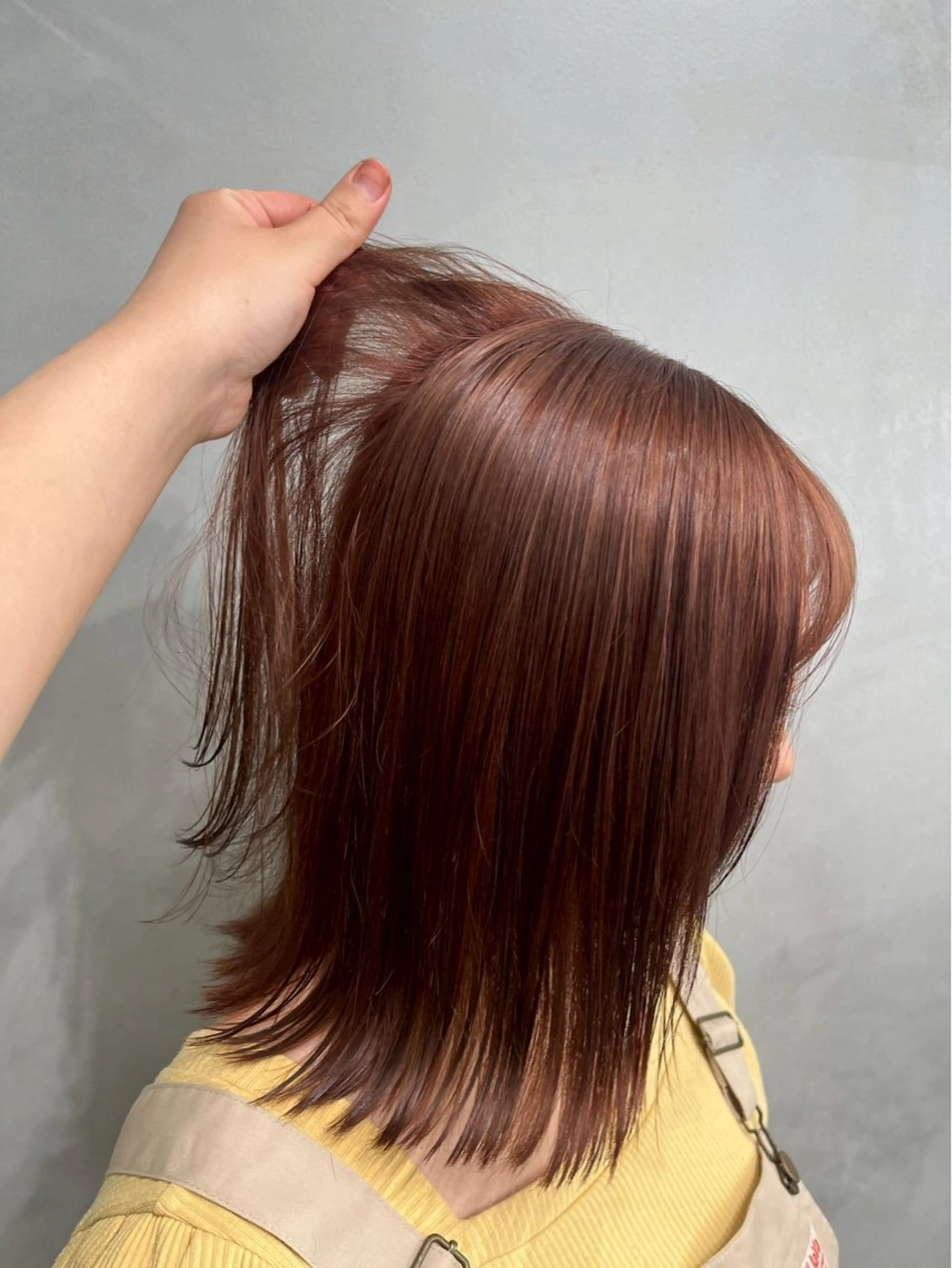 ミディアム カラー ヘアカラー ハイトーンカラー🐬 えりかのヘアスタイル