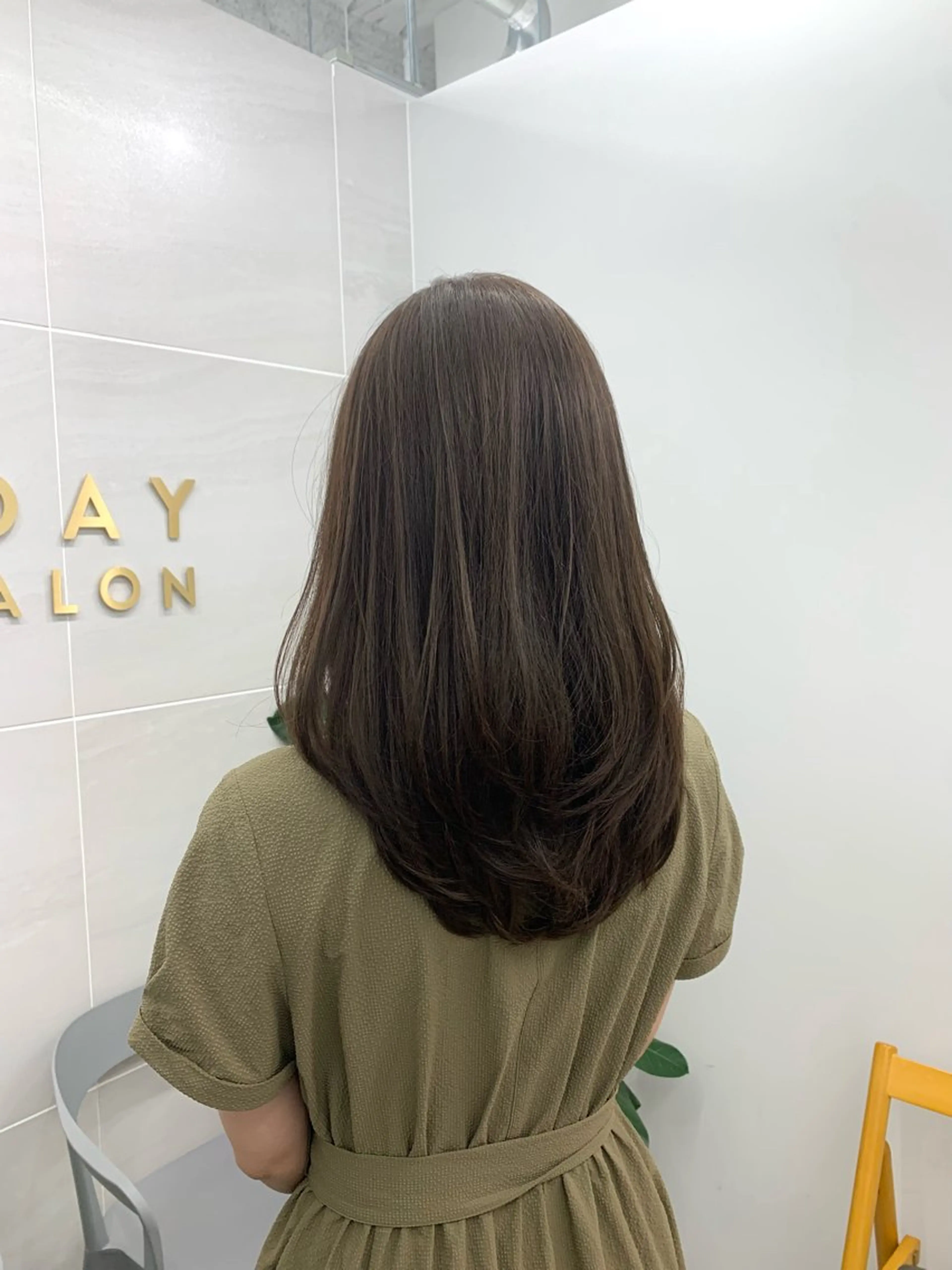 セミロング カラー レイヤーカット カット ヘアカラー ヘッドスパ 本格ヘッドスパ🌿 ×ヘア　佐藤のヘアスタイル