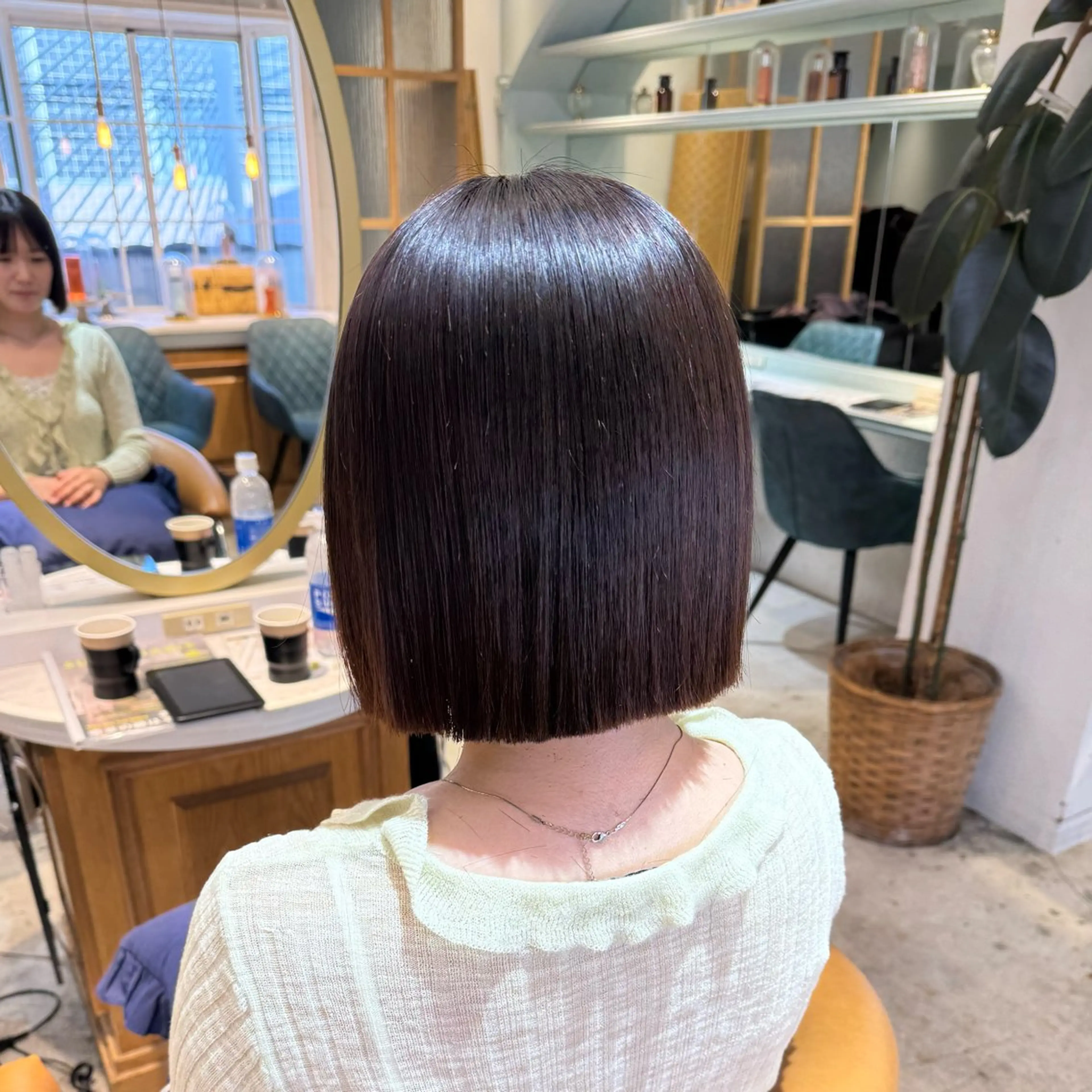 ミディアム ボブ 髪質改善 韓国風ヘア 縮毛矯正 カット ヘアカラー トリートメント ヘアセット 髪質改善/ボブ /韓国/erikoのヘアスタイル