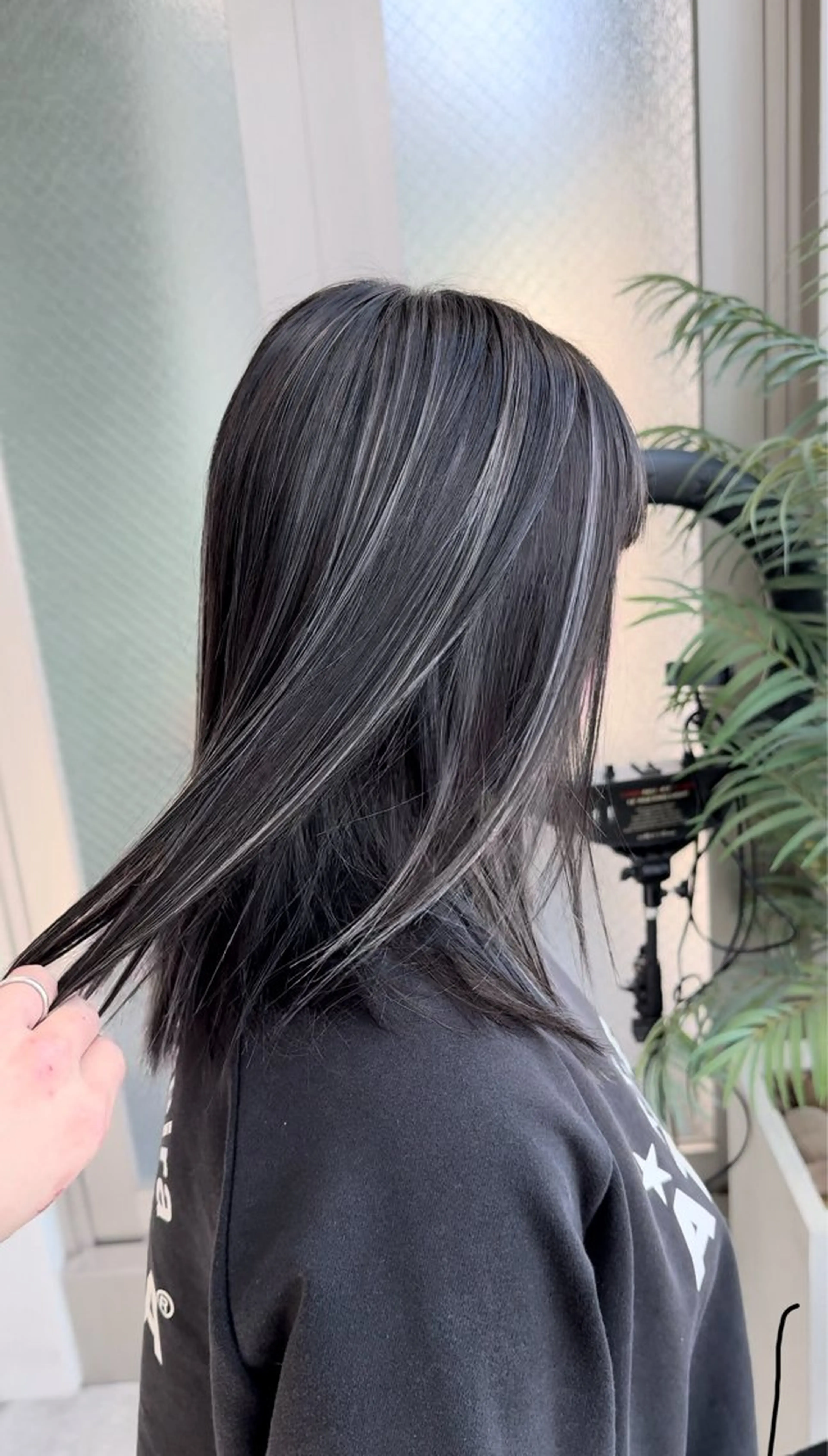 ミディアム カラー レイヤーカットモデル 募集/藤原一真のヘアスタイル