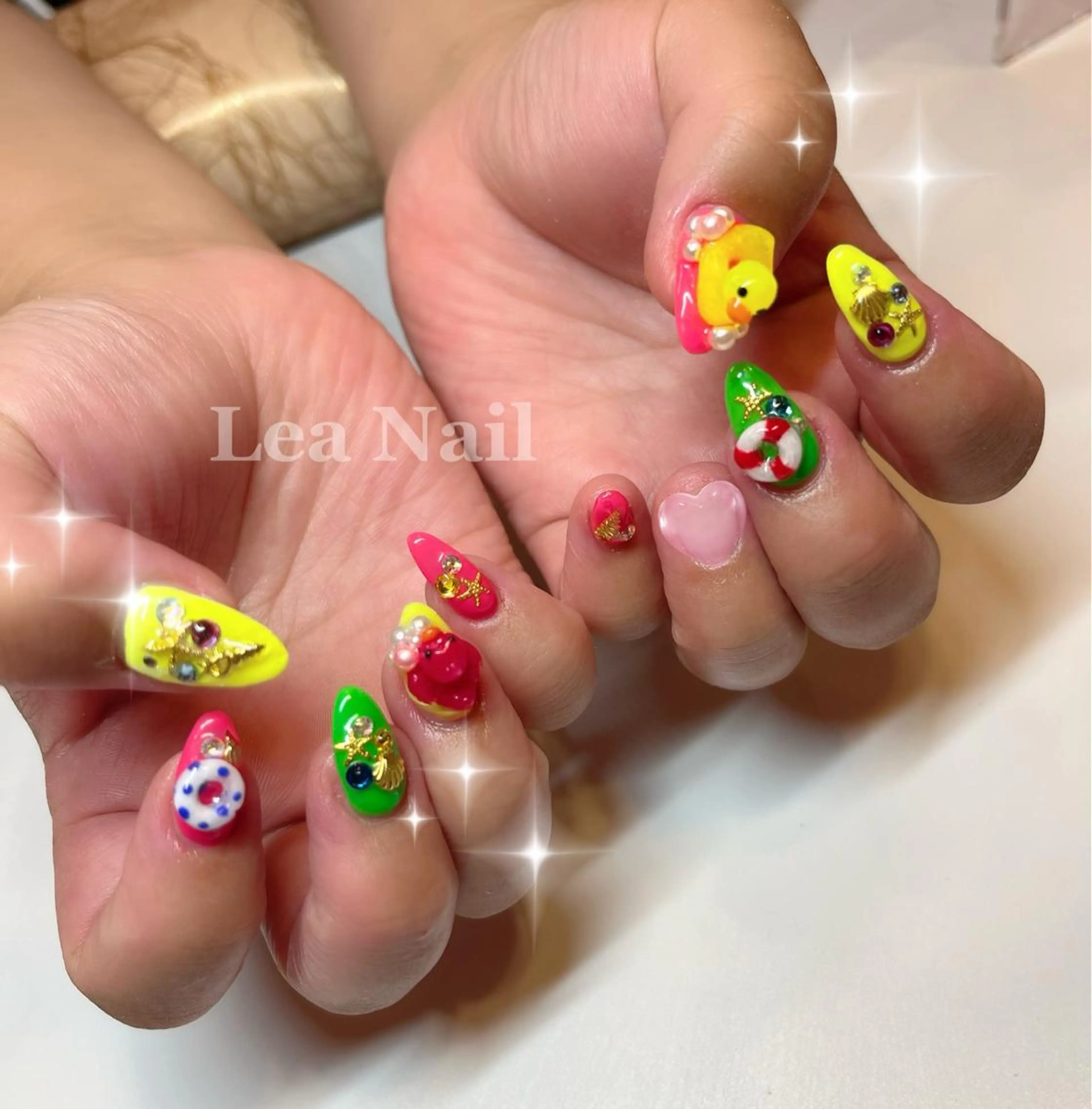 ネイル ハンドネイル Lea Nailのネイルデザイン
