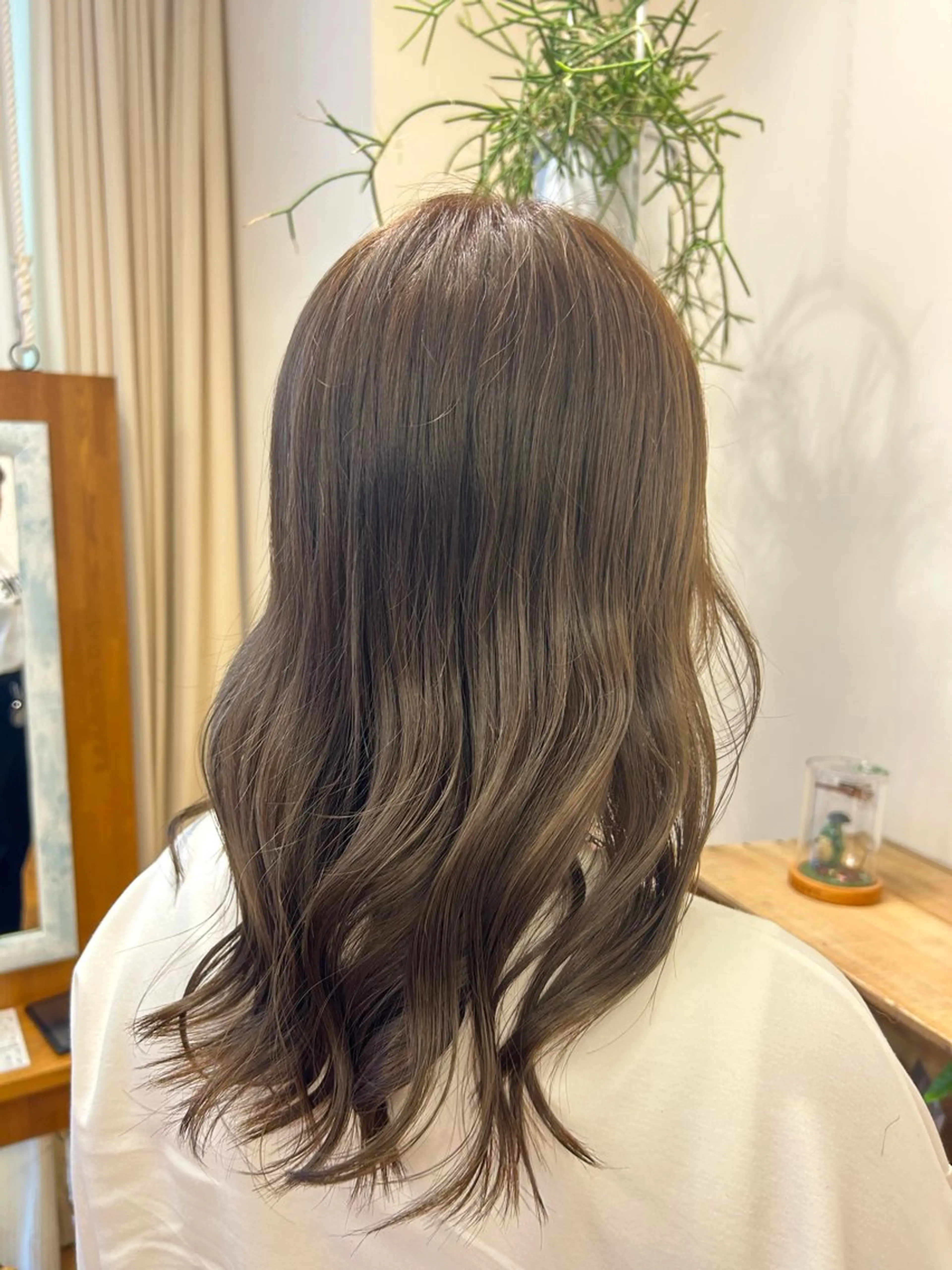 ミディアム カラー アッシュ ベージュカラー グレージュ トリートメント ヘアカラー トリートメント aya/梅田/ カラーモデル募集のヘアスタイル