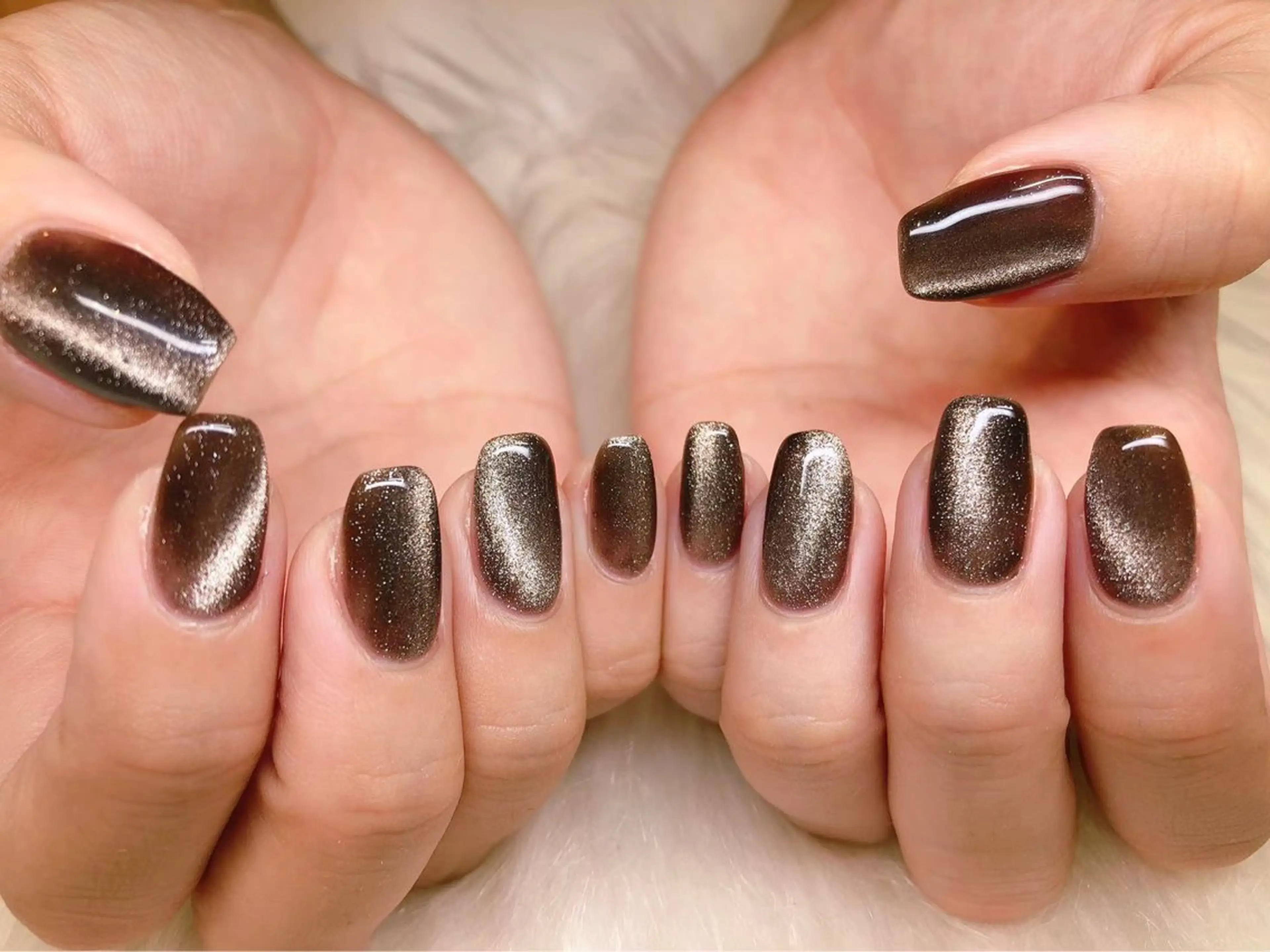 ネイル マグネットネイル 持ち込み ハンドネイル ティーエヌ 金山駅東口店のネイルデザイン