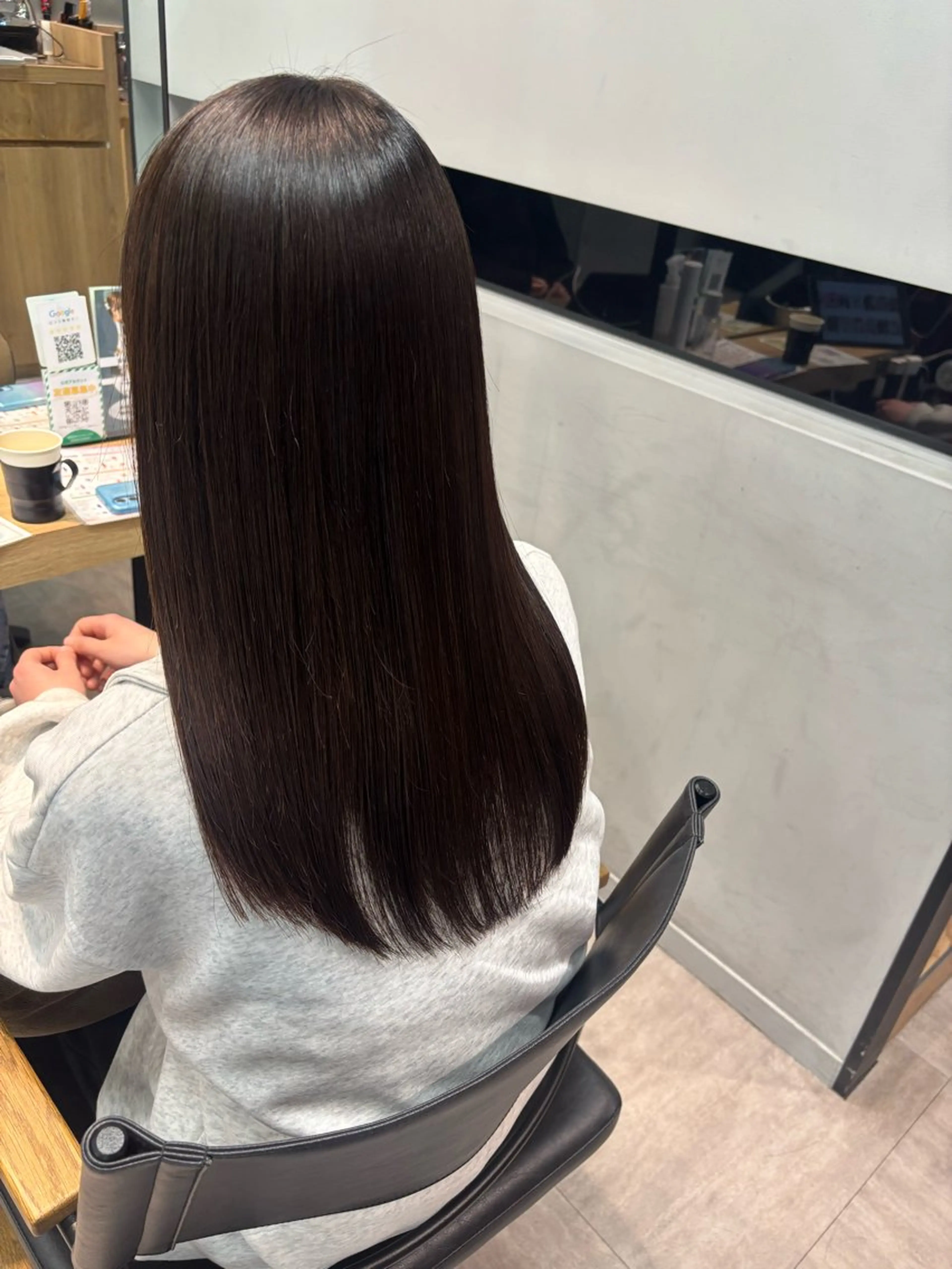 ロング 髪質改善 縮毛矯正 縮毛矯正 🎀縮毛矯正.暗髪 .艶髪🩶ちひろのヘアスタイル