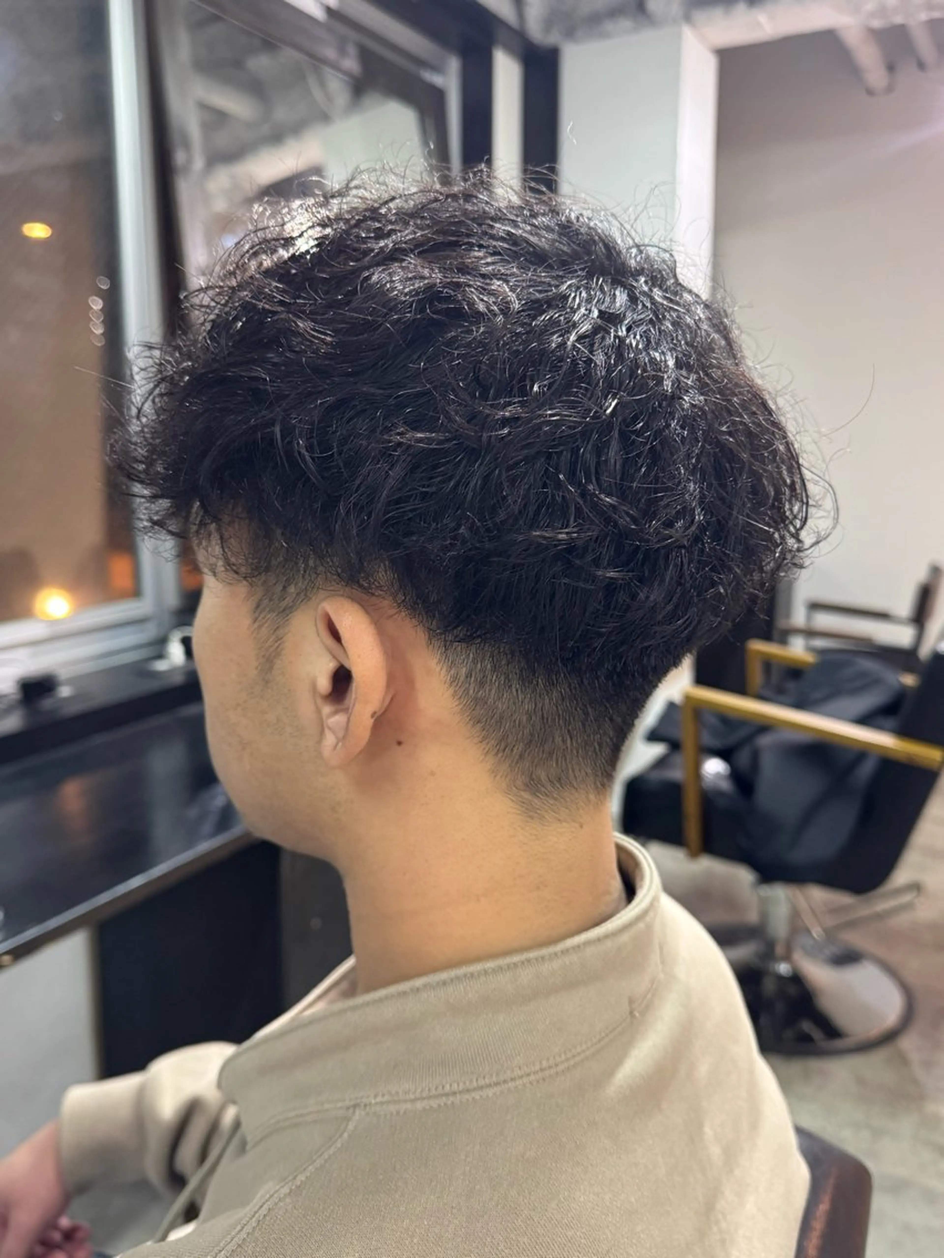 ミディアム パーマ 林 真那のヘアスタイル