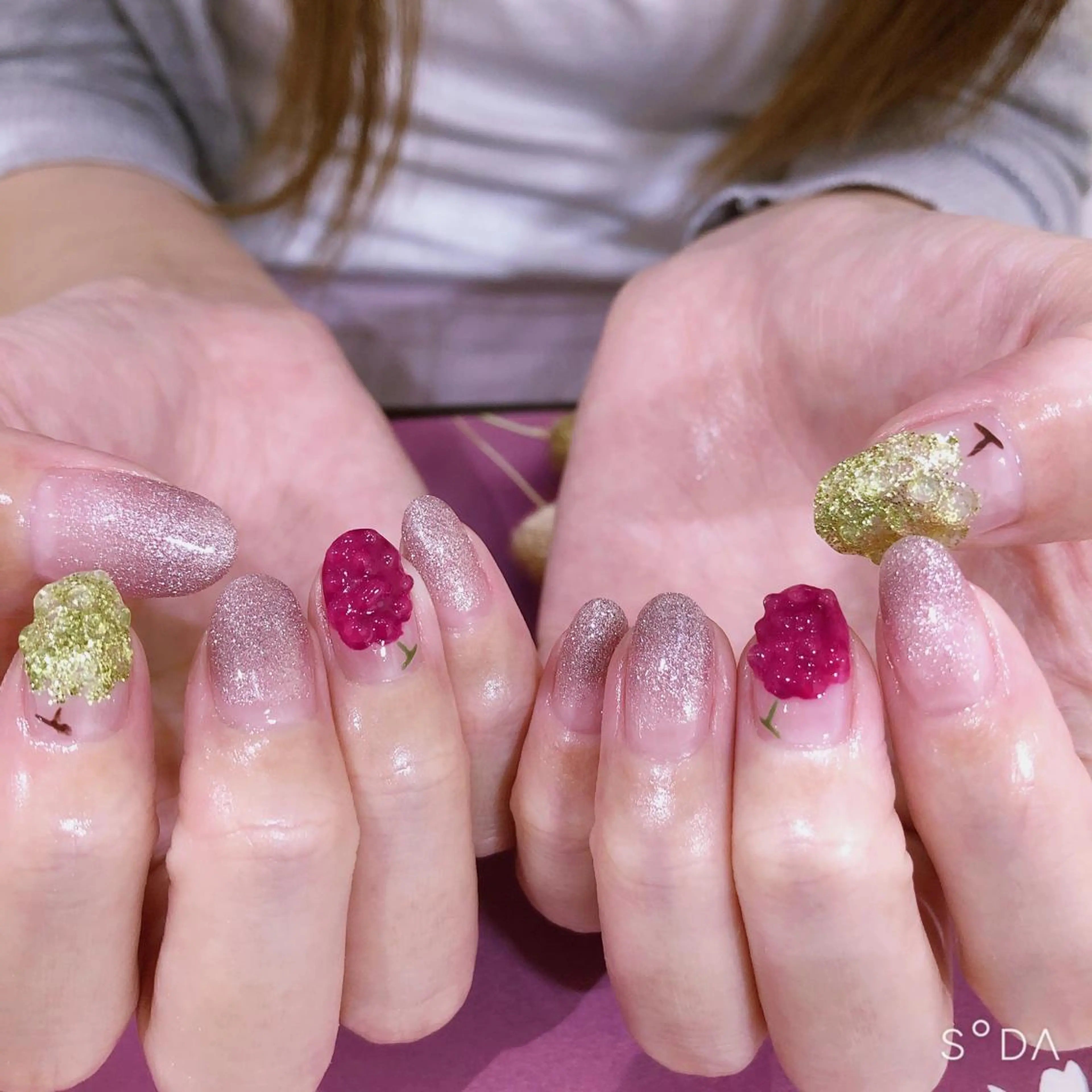 ネイル ハンドネイル 吉野✨ ネイルデザイナー✨のネイルデザイン