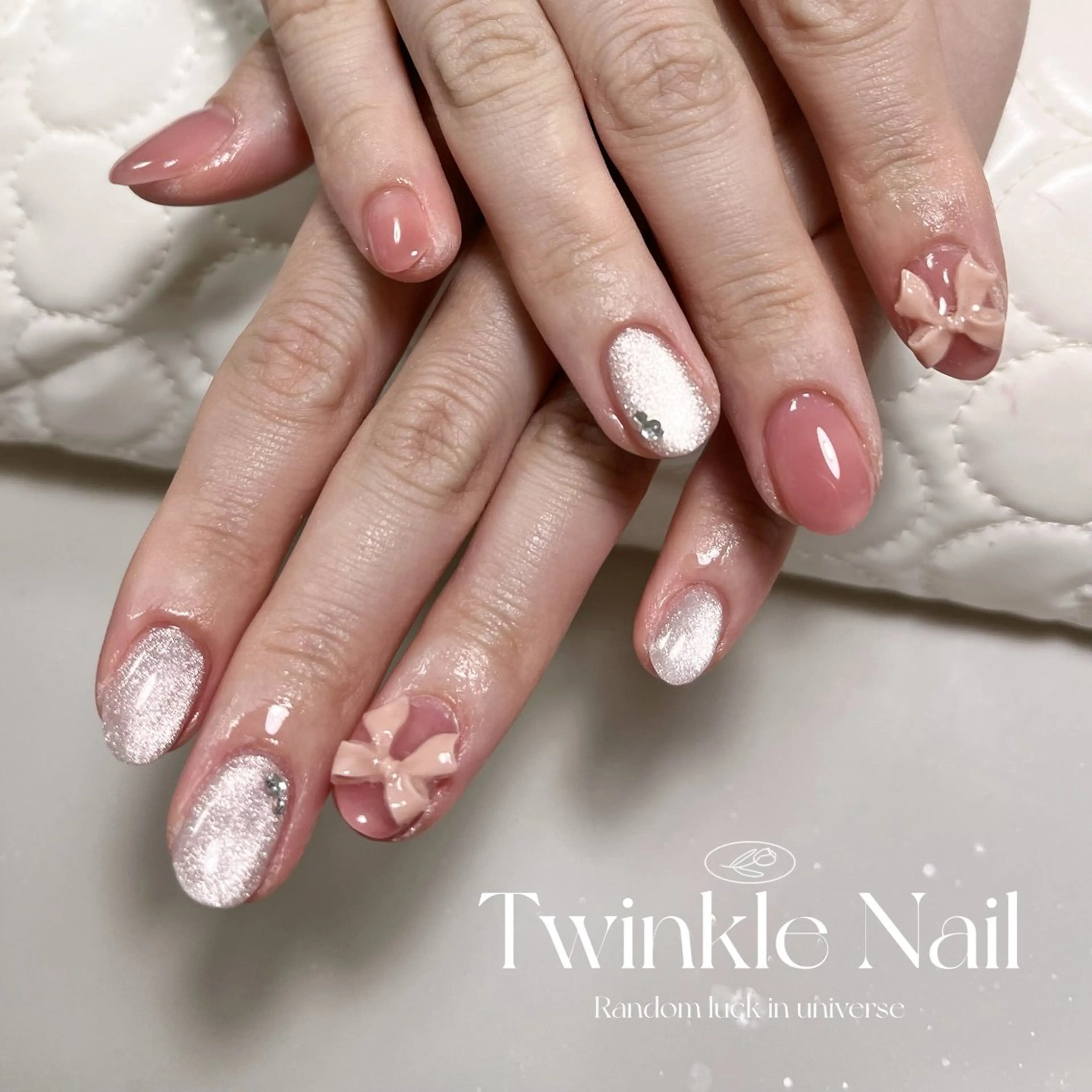 ネイル キラキラネイル マグネットネイル リボン シンプルネイル Twinkle Nail Kuboのネイルデザイン