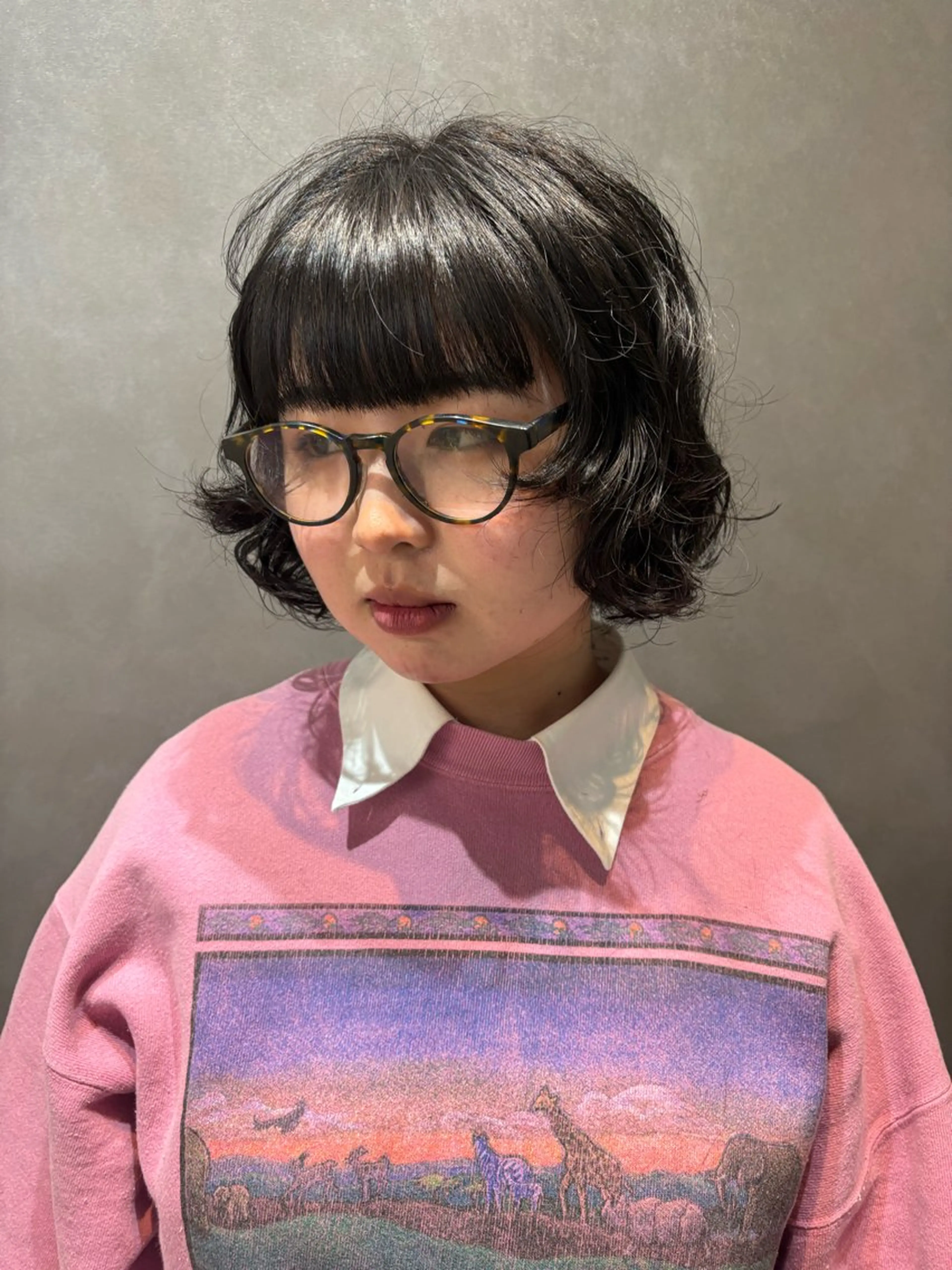 ショート パーマ ボブ 顔周りカット レイヤーカット パーマ 大西ひなた/ 仙台のヘアスタイル