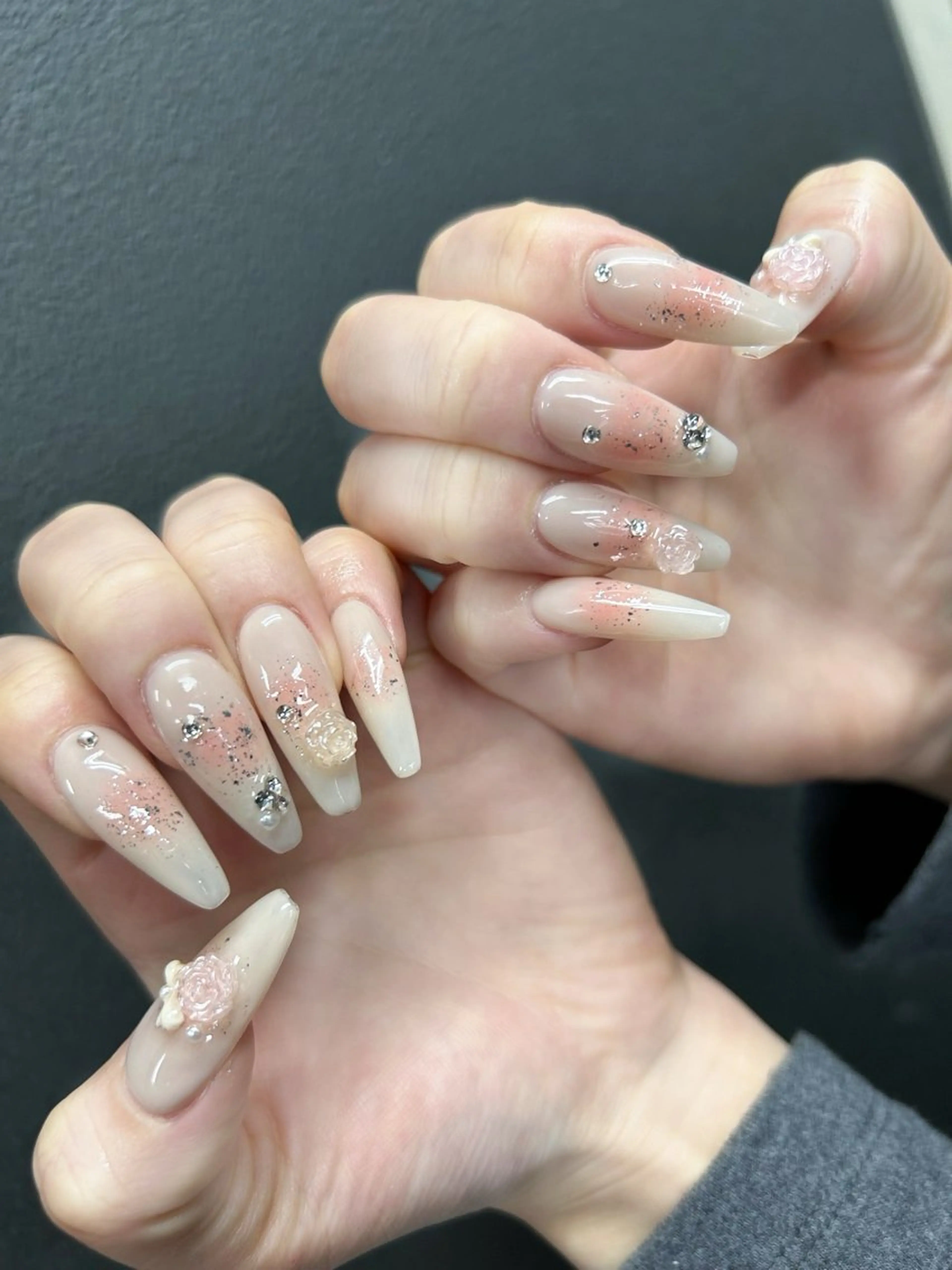 ネイル 韓国ネイル 持ち込み ニュアンスネイル ネイルチップ 冬ネイル LISA ANA.CHUOのネイルデザイン