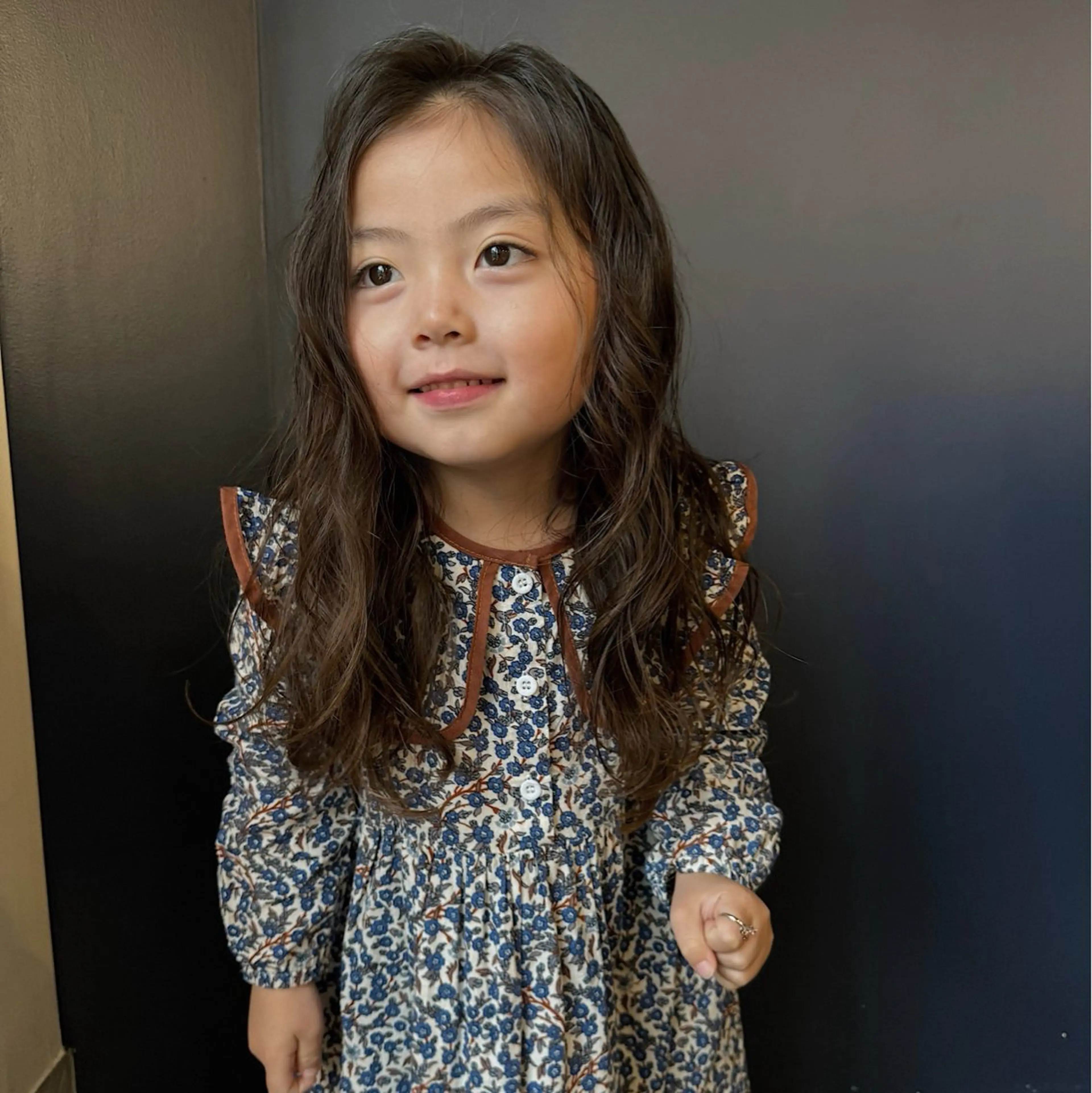 ロング パーマ ヘアアレンジ キッズ 🌐サトウ リョウ🌐のヘアスタイル