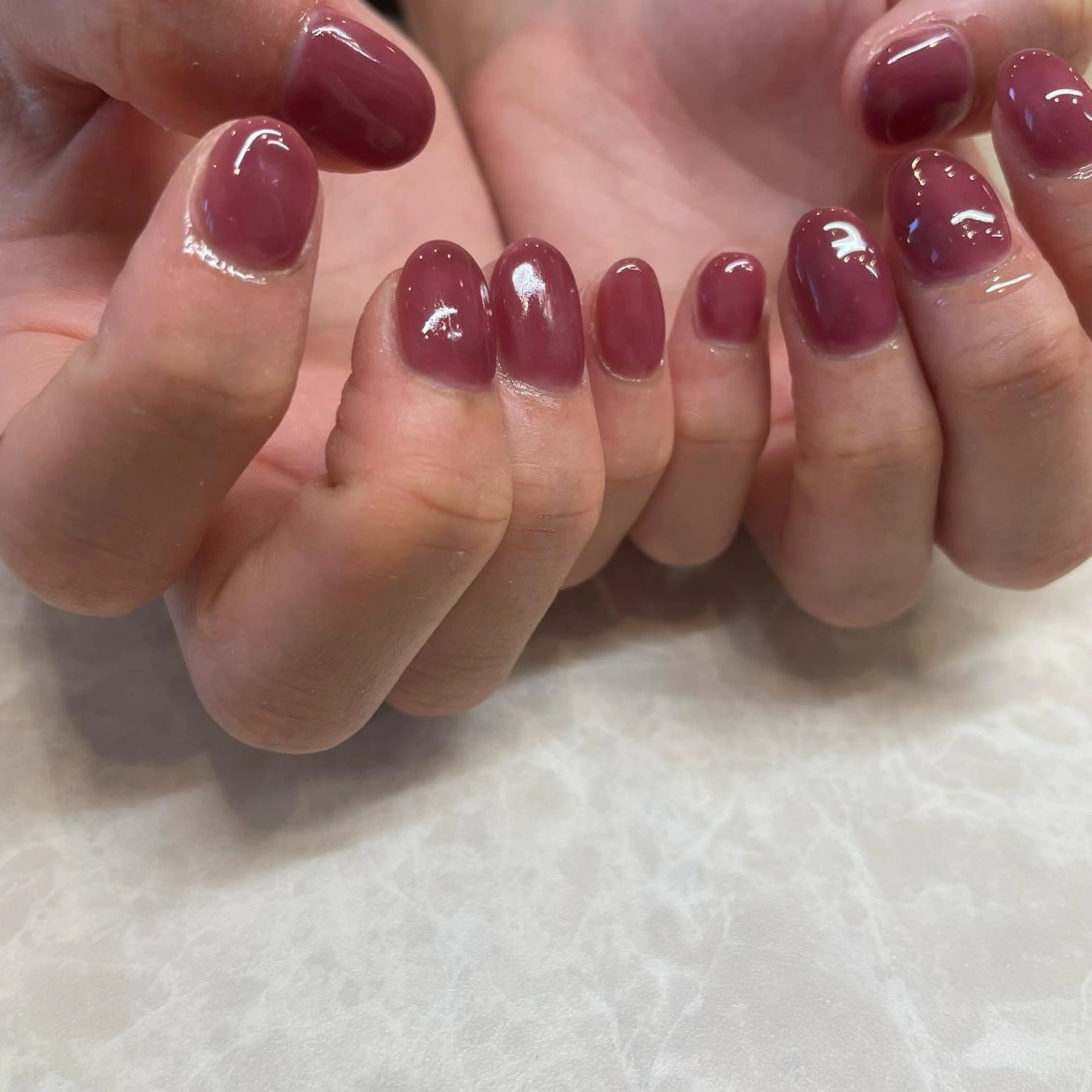 ネイル ワンカラーネイル FILU MIA.のマツエク・マツパデザイン