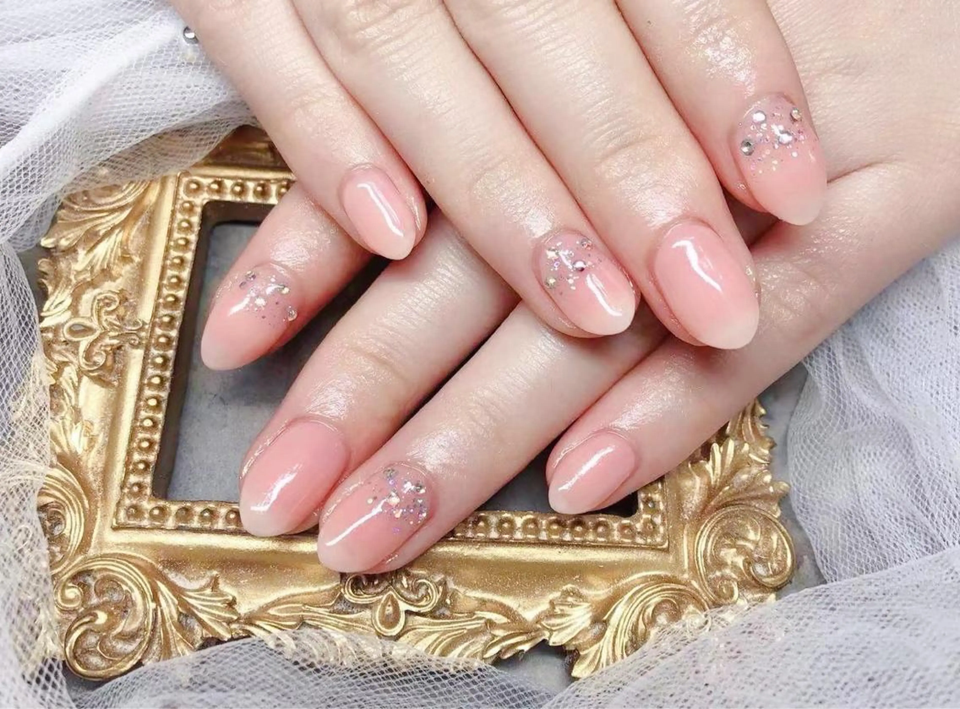 ネイル ハンドネイル マジック ミラーのネイルデザイン