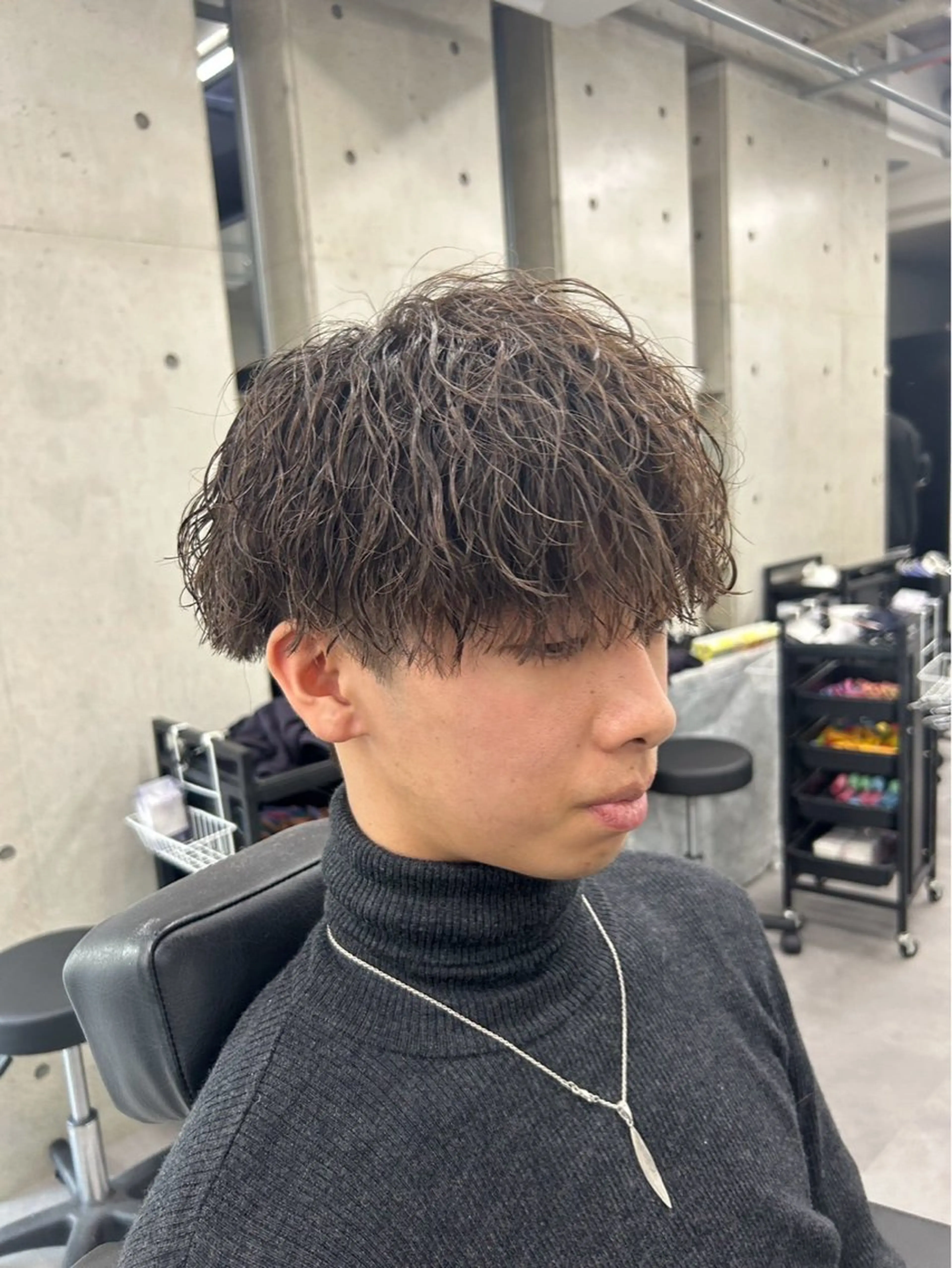 パーマ メンズ 河崎 航大のヘアスタイル