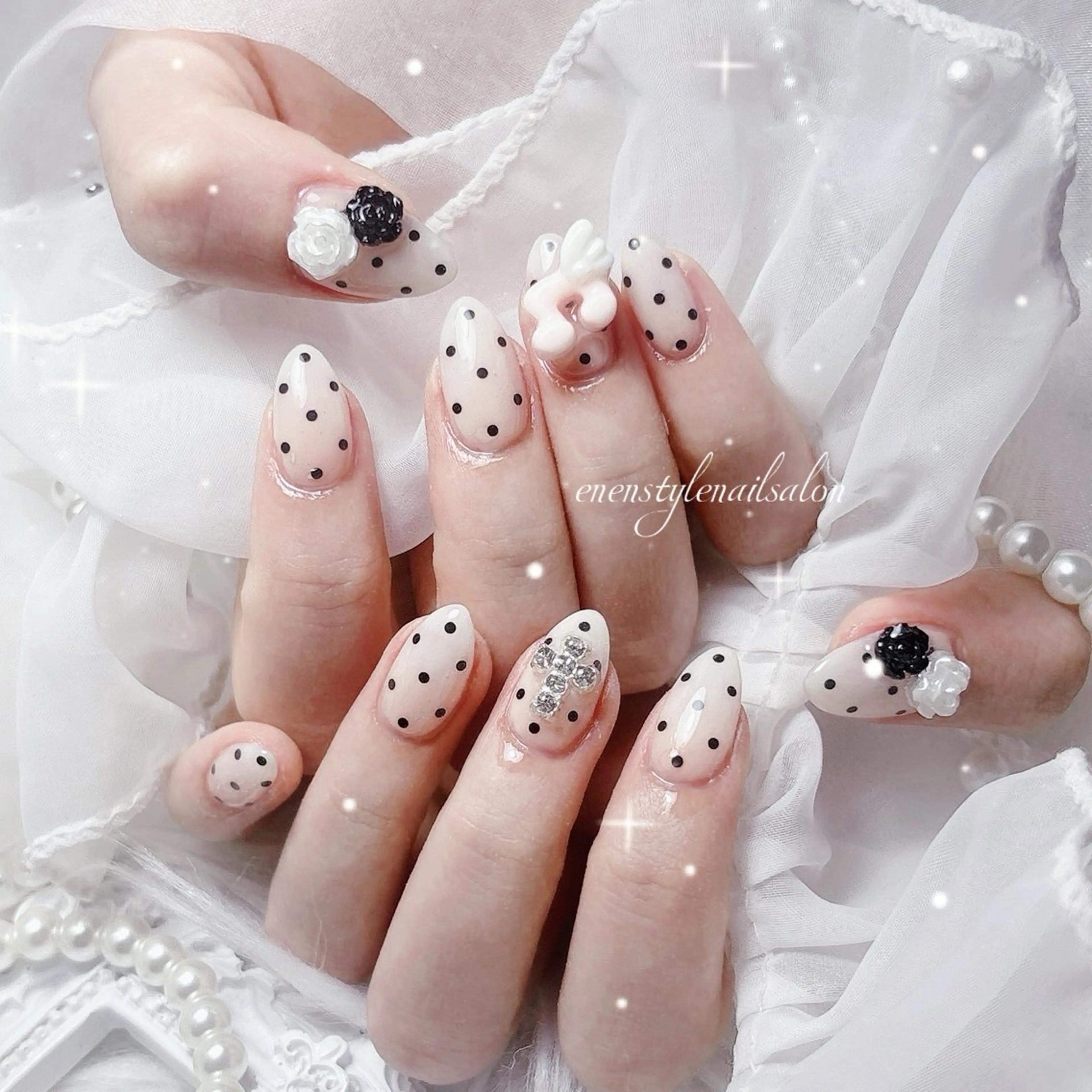 ネイル ハンドネイル 👑enen style👑のネイルデザイン