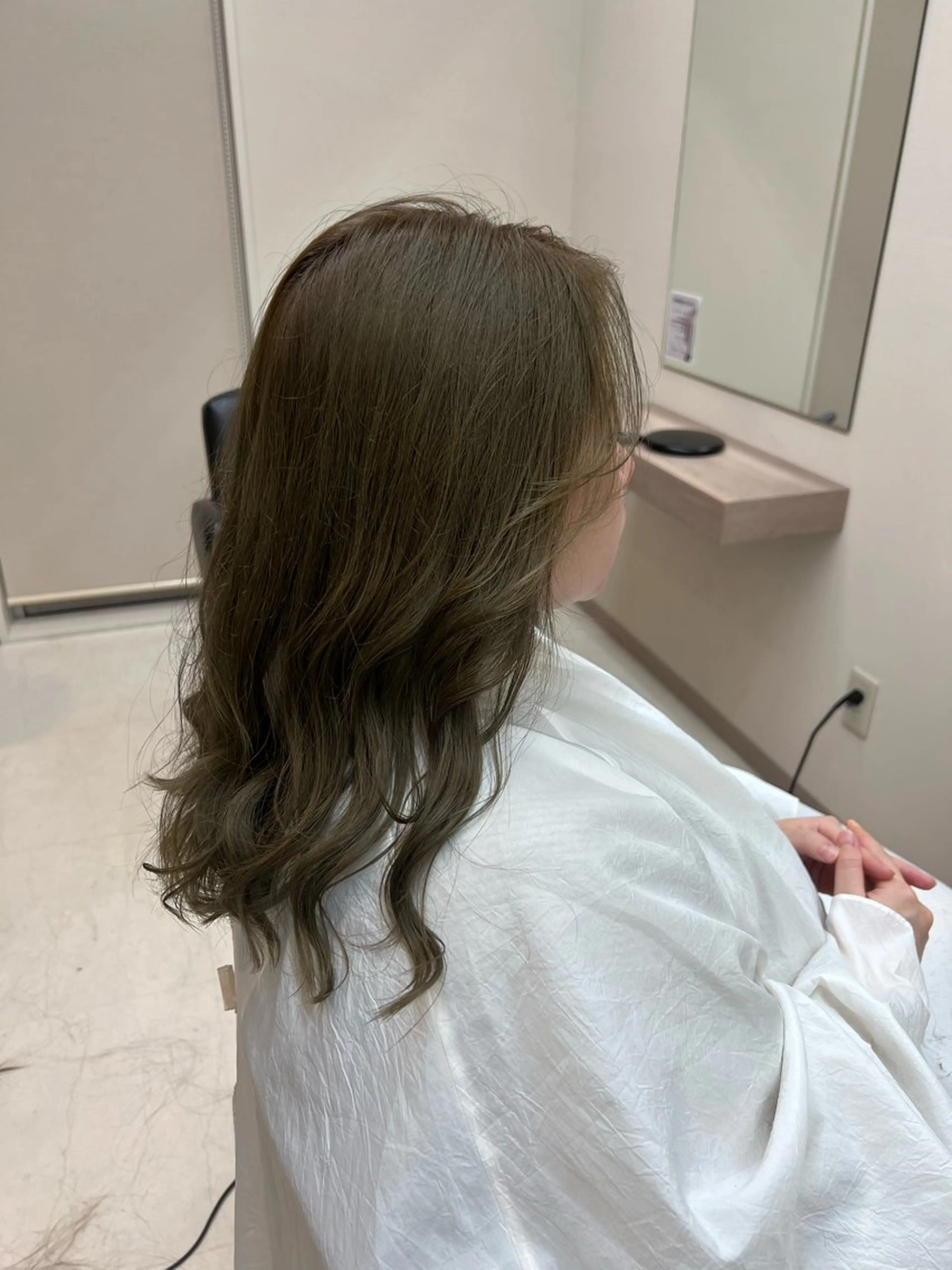 セミロング 韓国風ヘア レイヤーカット dodoNEXT Miyuのヘアスタイル